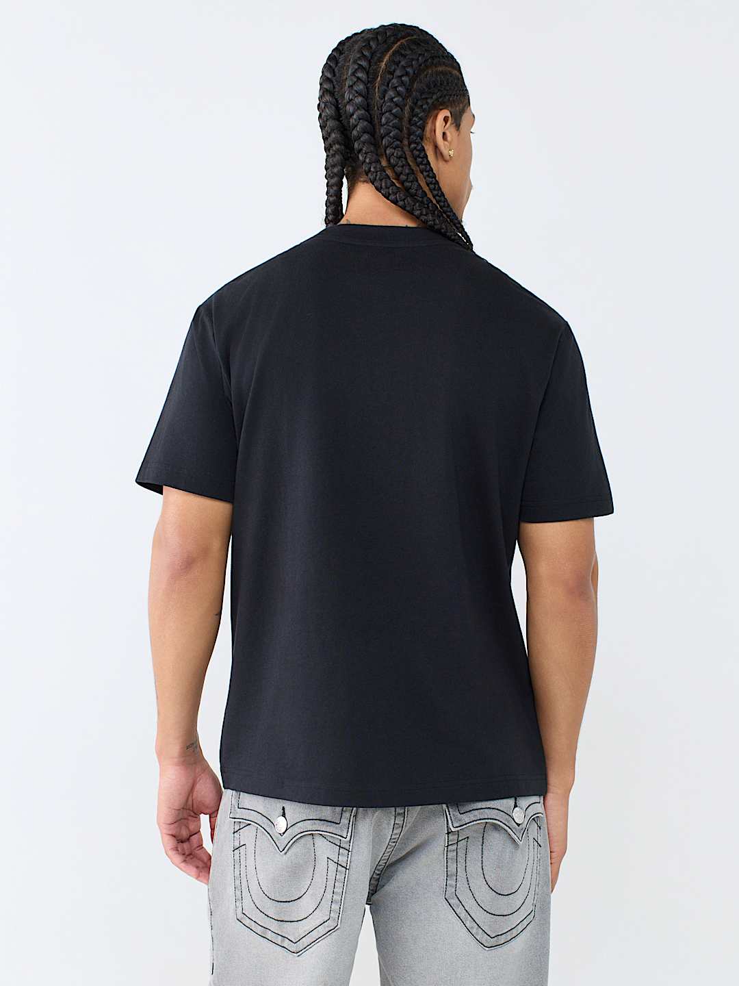 WOLF GRAPHIC TEE