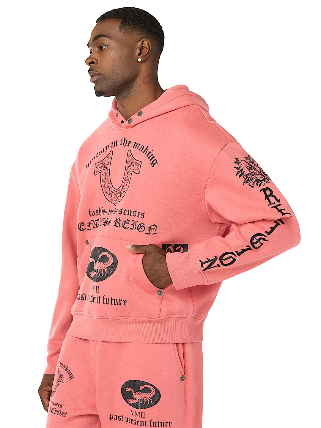 ENDLESS REIGN BOXY HOODIE