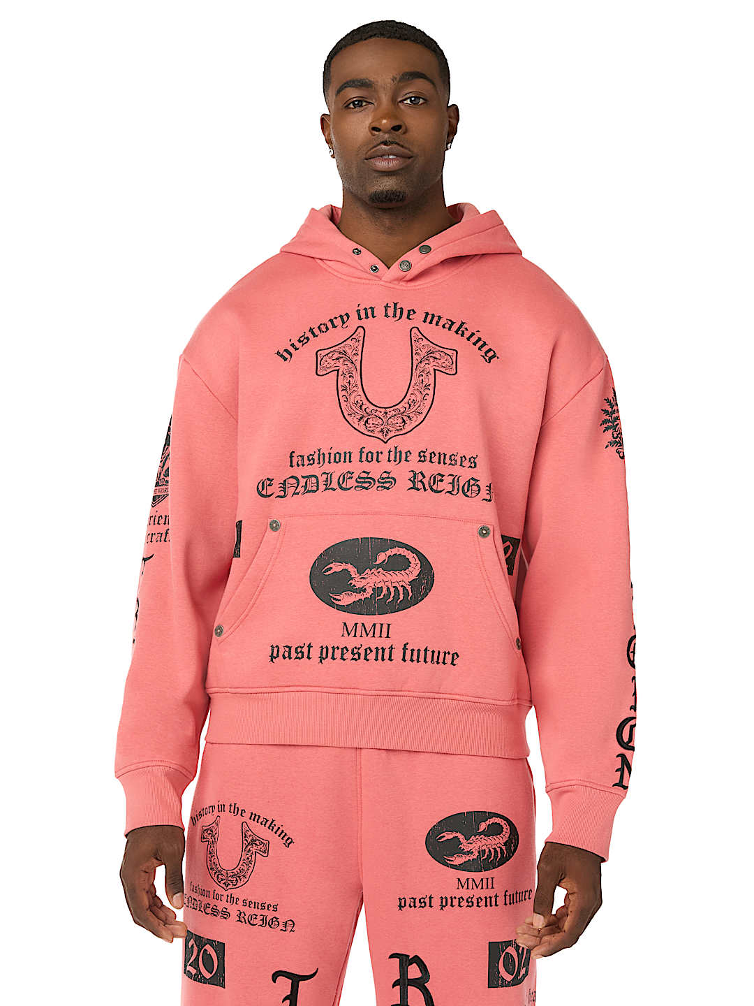 ENDLESS REIGN BOXY HOODIE