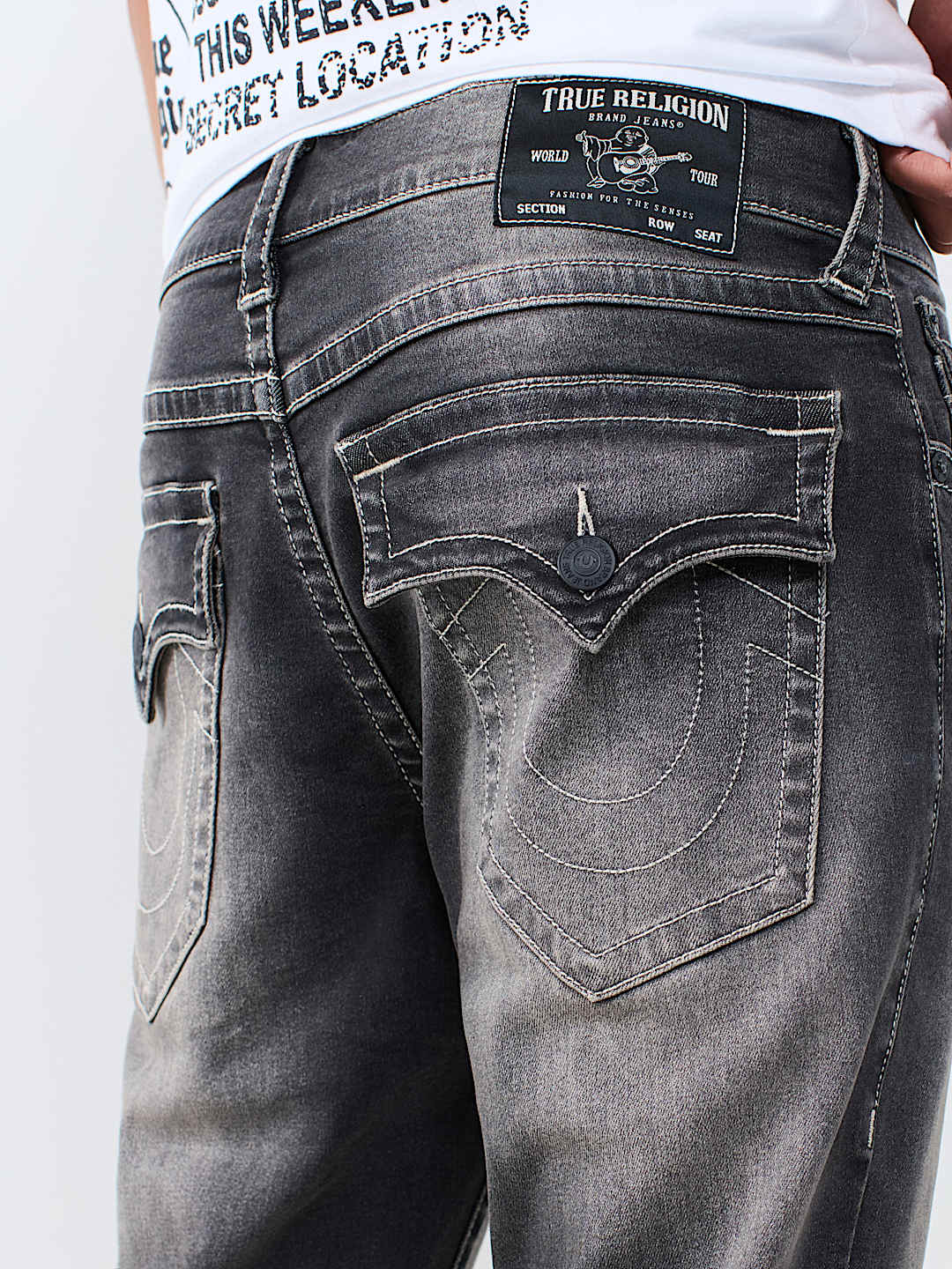 STACKED SKINNY FLAP JEAN