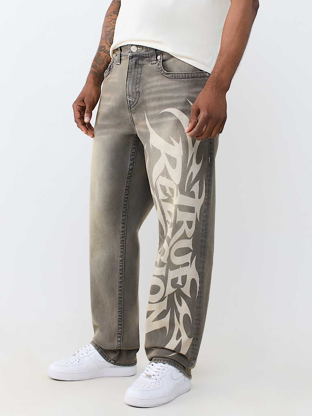 BOBBY TRIBAL LOGO FLAP BAGGY JEAN 32"