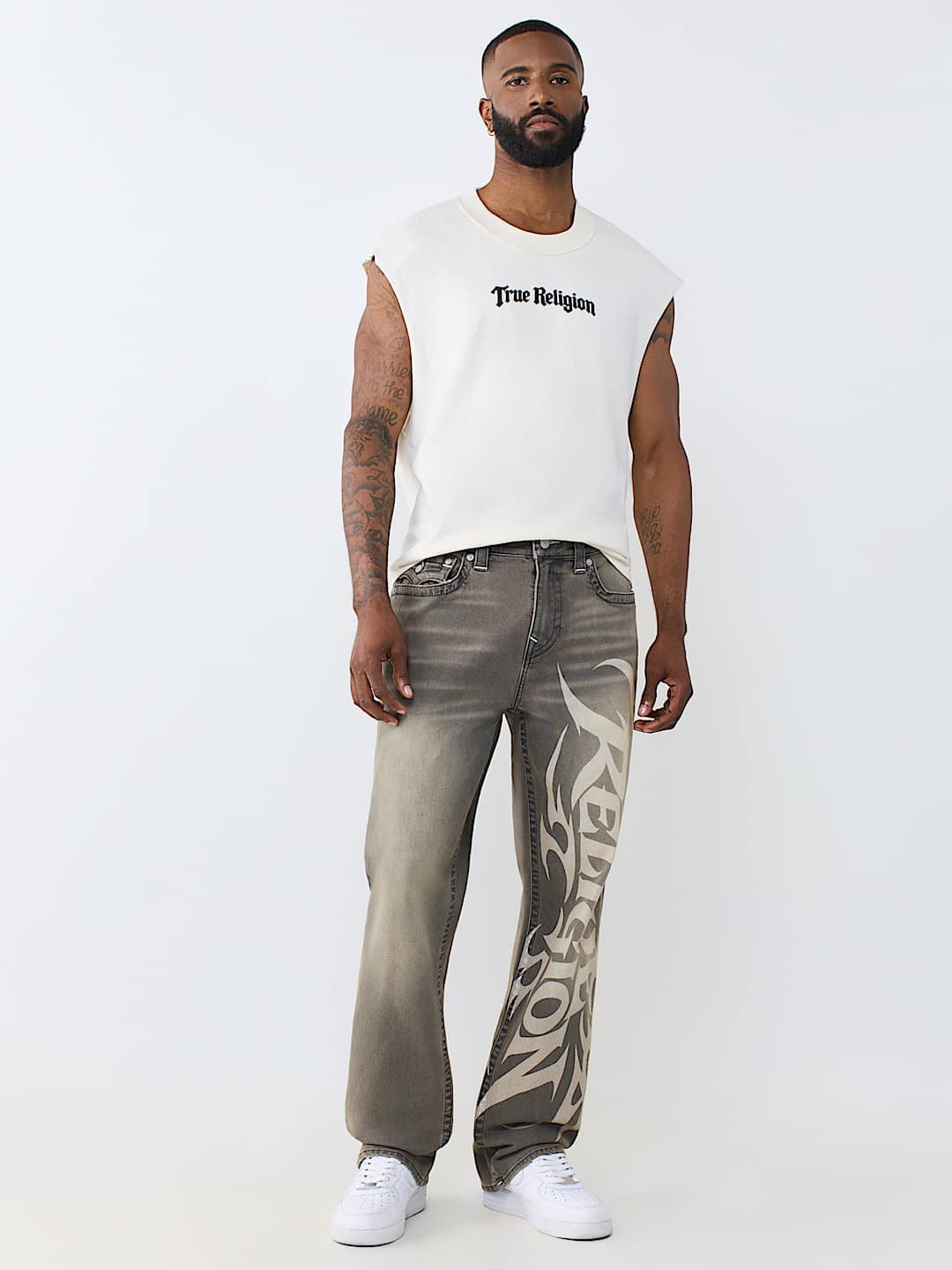 BOBBY TRIBAL LOGO FLAP BAGGY JEAN 32"