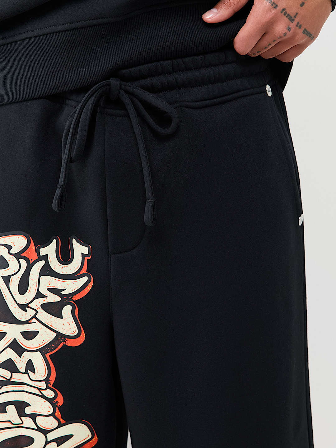 MIKEY GRAFFITI FLEECE BAGGY AF SHORT