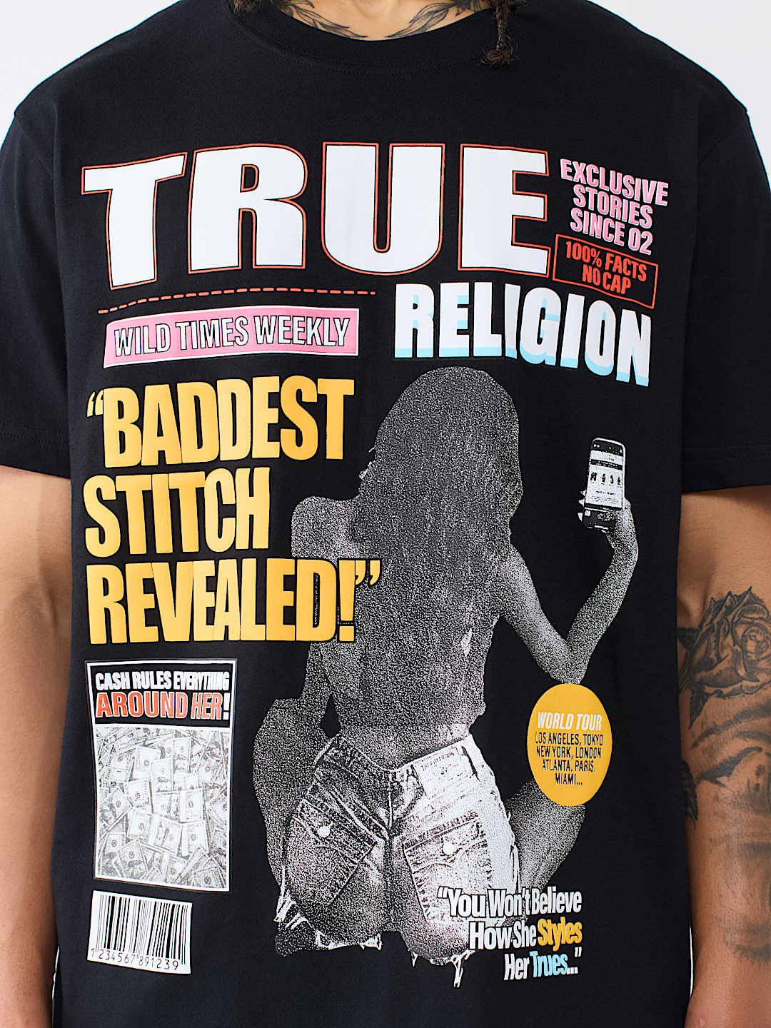 TABLOID LOGO TEE