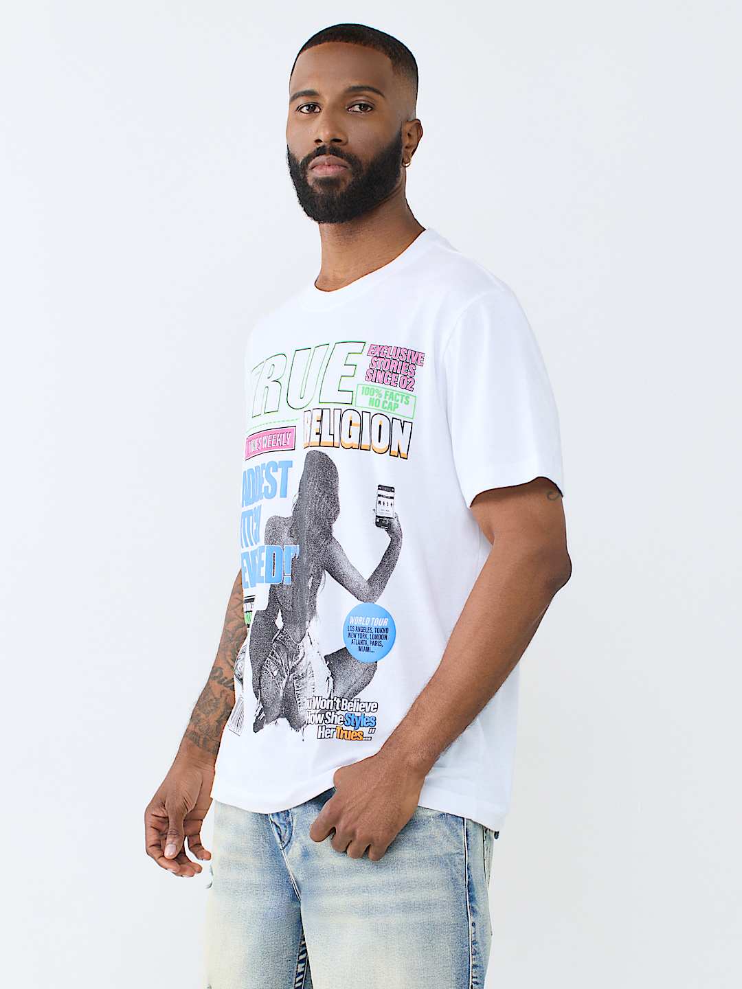 TABLOID LOGO TEE