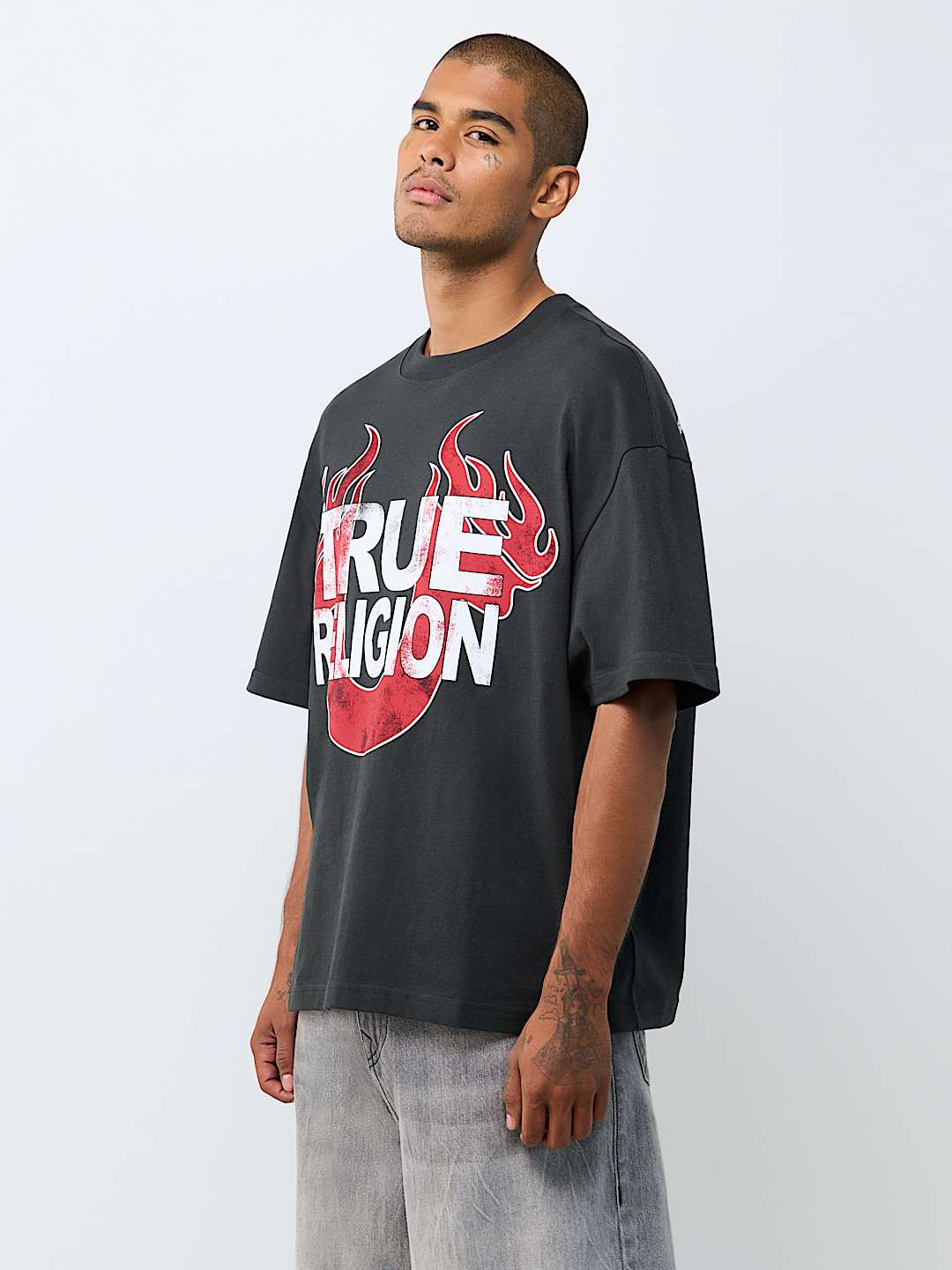 LOGO TOUR HEAVYWEIGHT OVERSIZED TEE