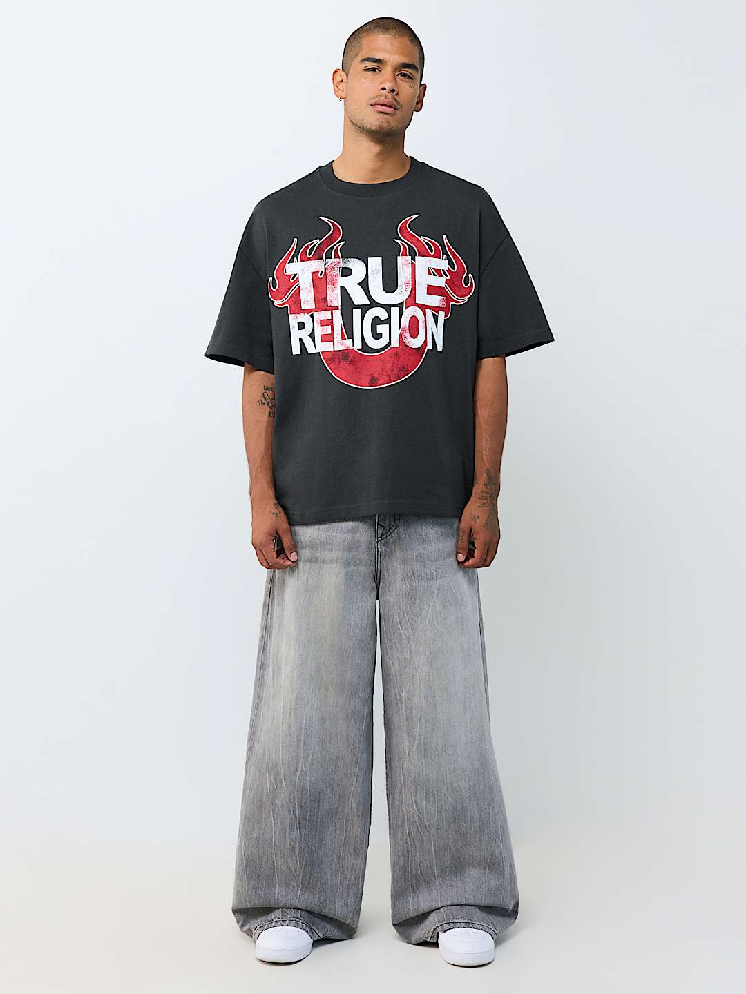 LOGO TOUR HEAVYWEIGHT OVERSIZED TEE