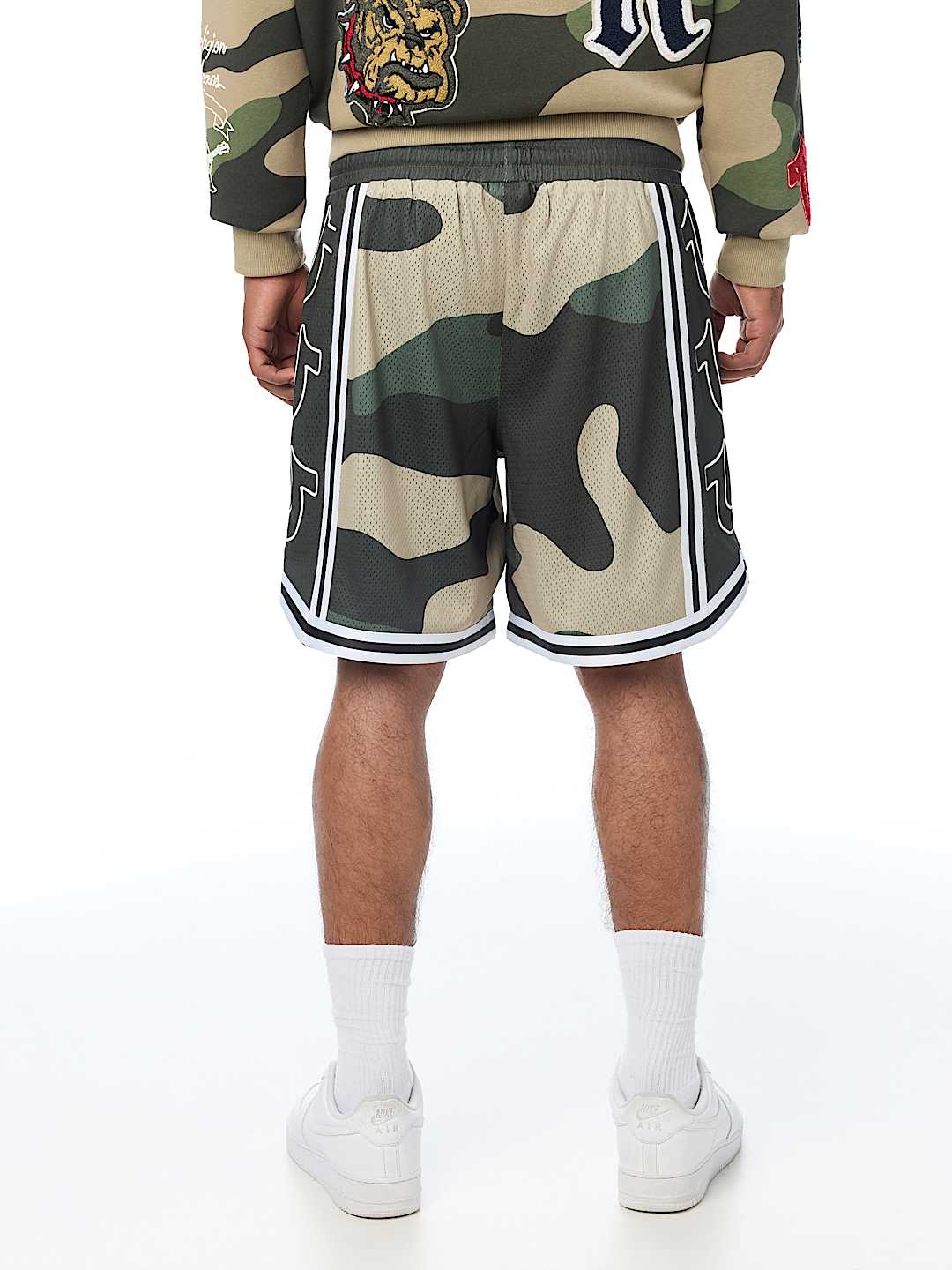 COLORBLOCK MESH BASKETBALL SHORT
