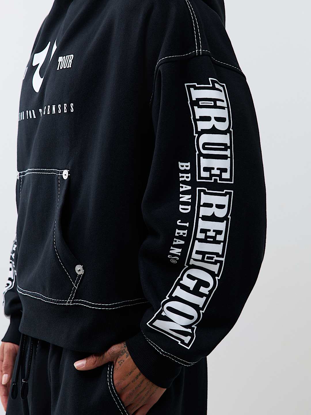 BIG T OVERSIZED HOODIE