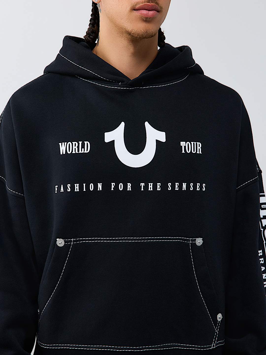 BIG T OVERSIZED HOODIE