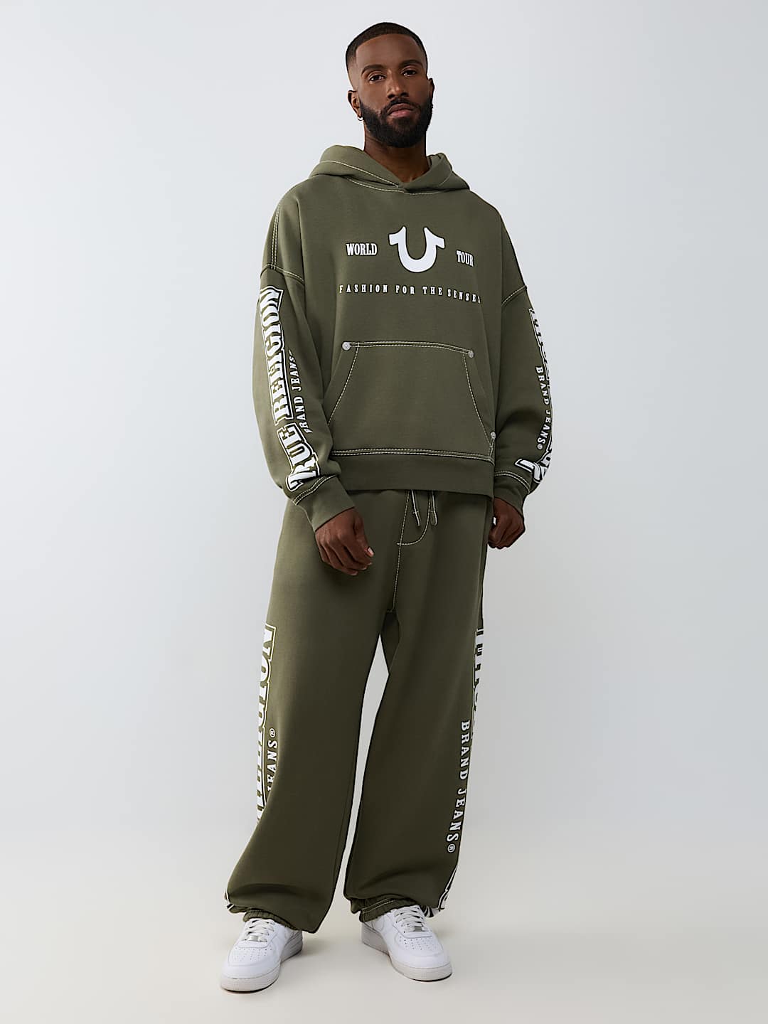 BIG T OVERSIZED HOODIE