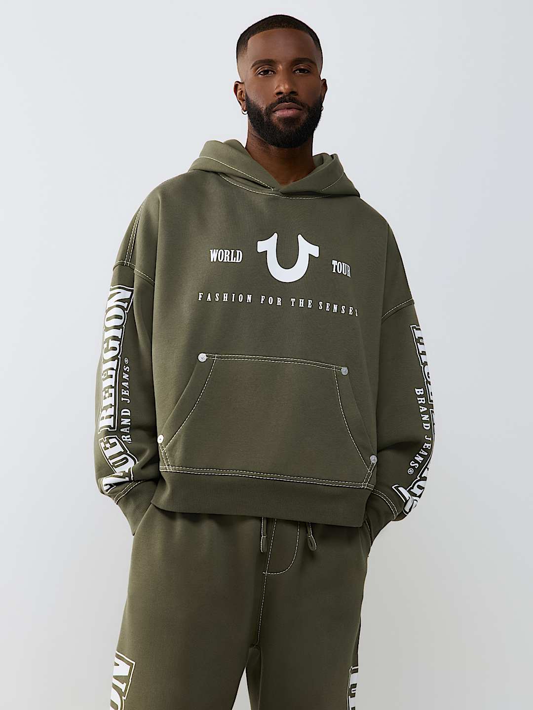 BIG T OVERSIZED HOODIE