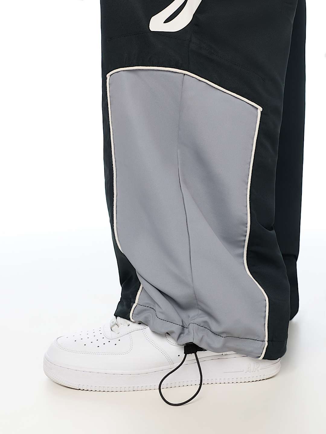 HORSESHOE LOGO BAGGY NYLON PANT