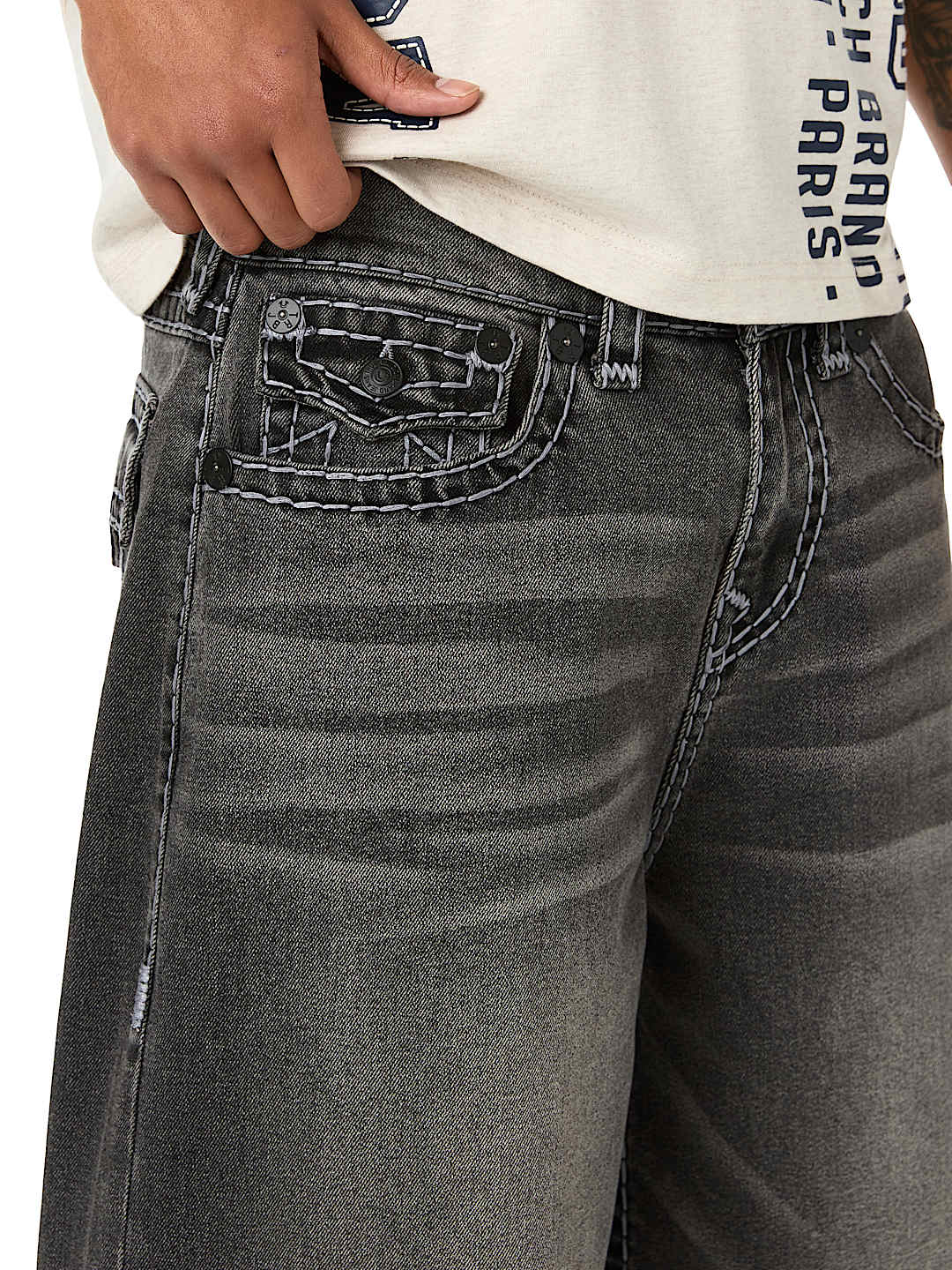 LOOSE FIT SUPER T JEAN