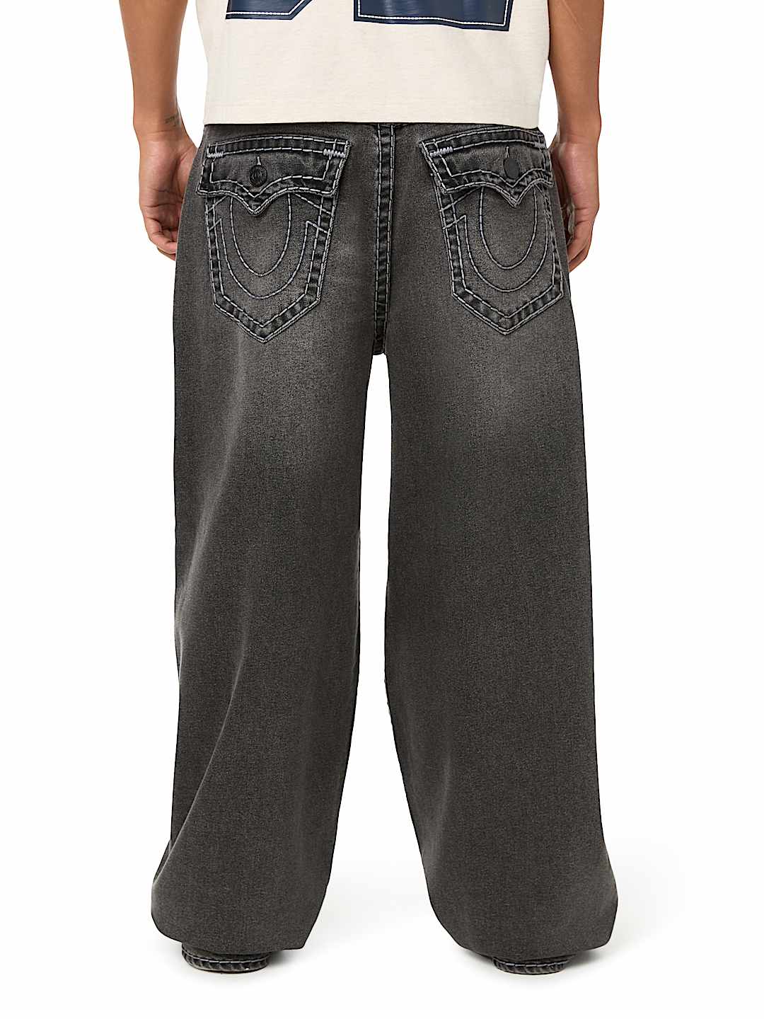 LOOSE FIT SUPER T JEAN