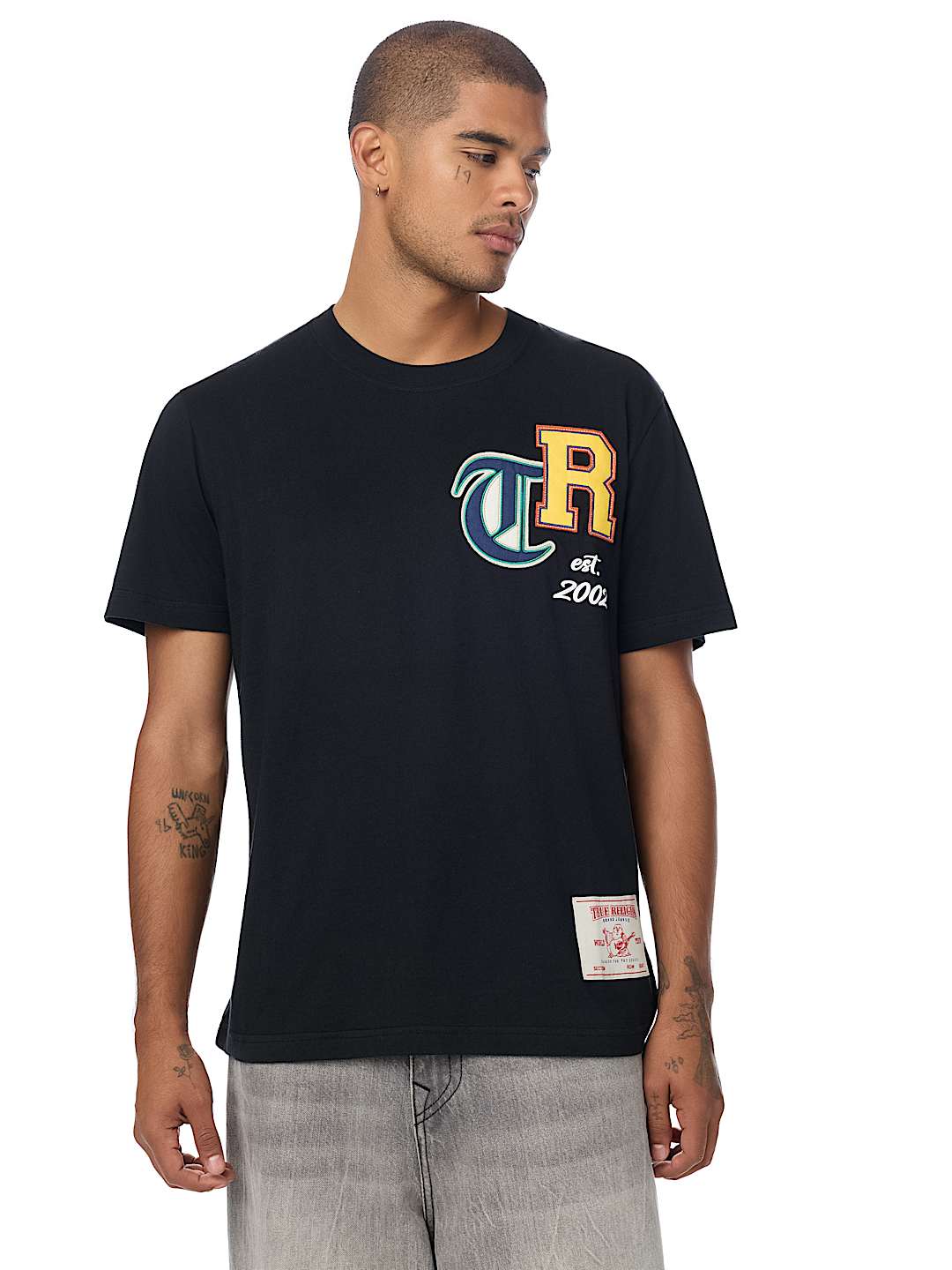 COLLEGIATE APPLIQU&Eacute; LOGO TEE
