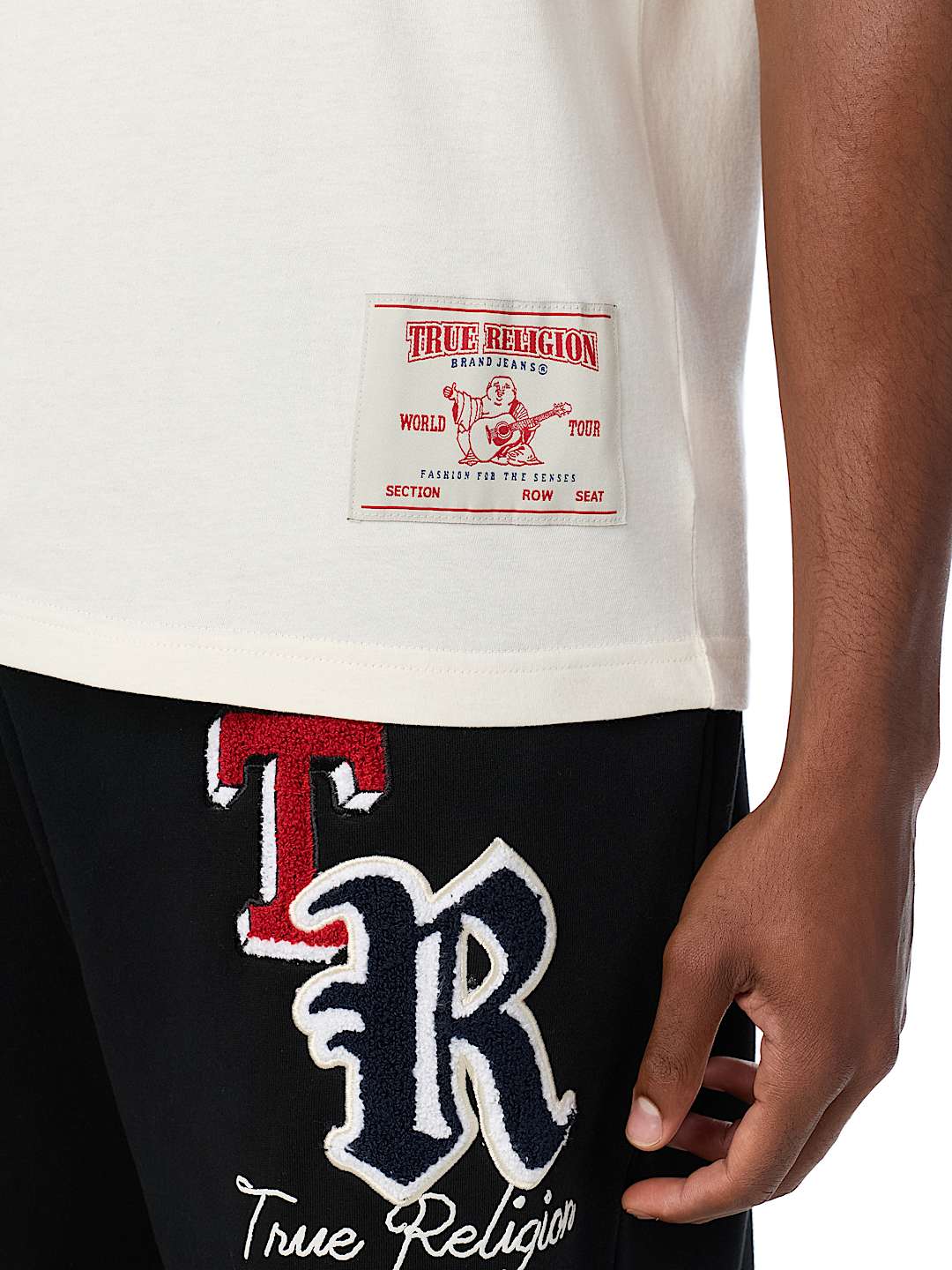 COLLEGIATE APPLIQU&Eacute; LOGO TEE