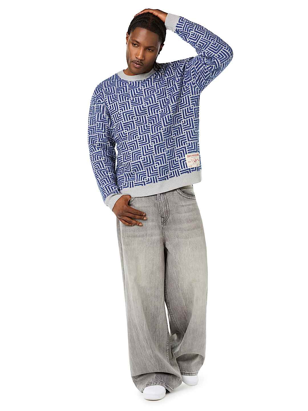 LONG SLEEVE GEO SWEATER