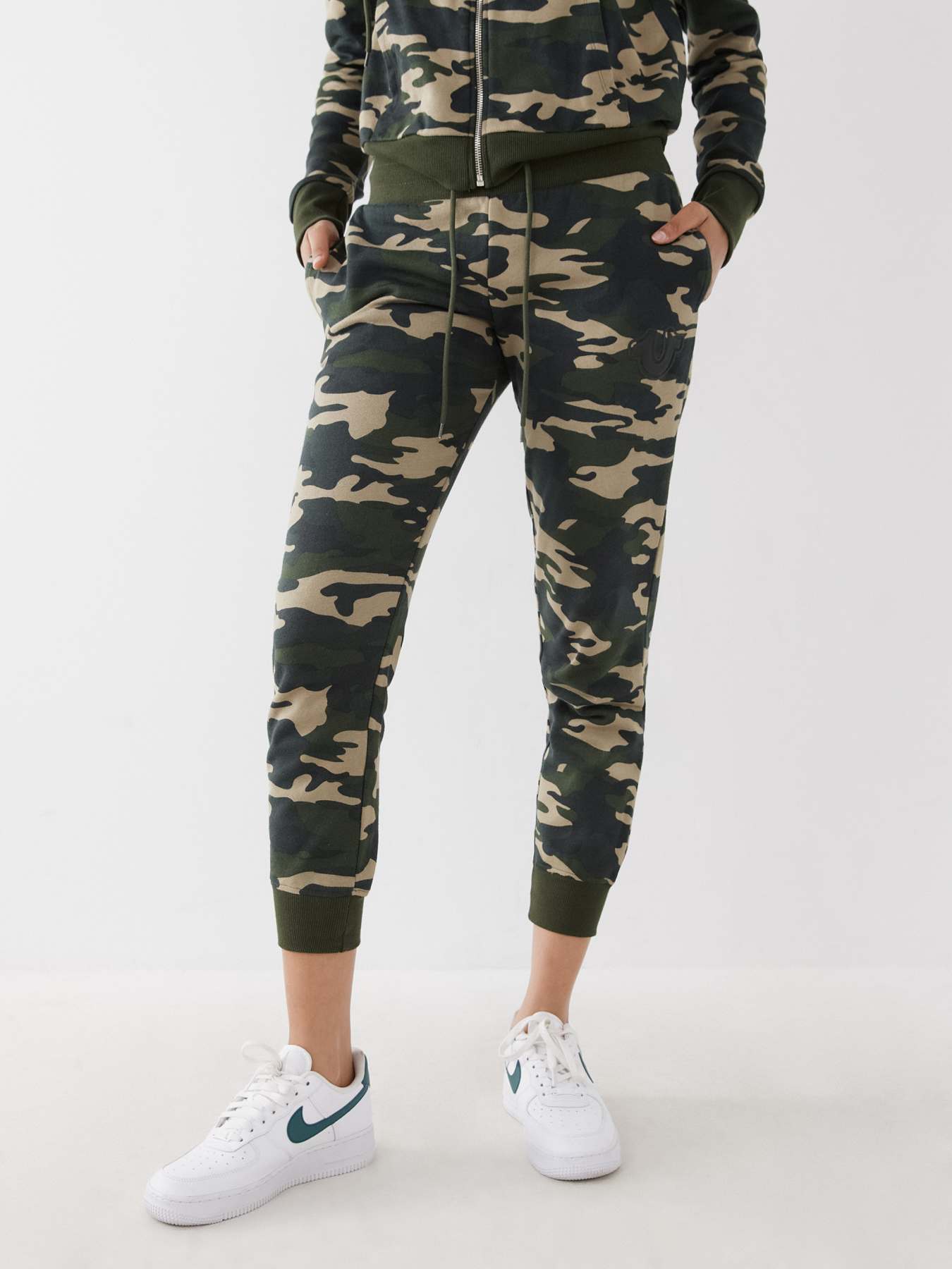 SLIM HORSESHOE JOGGER