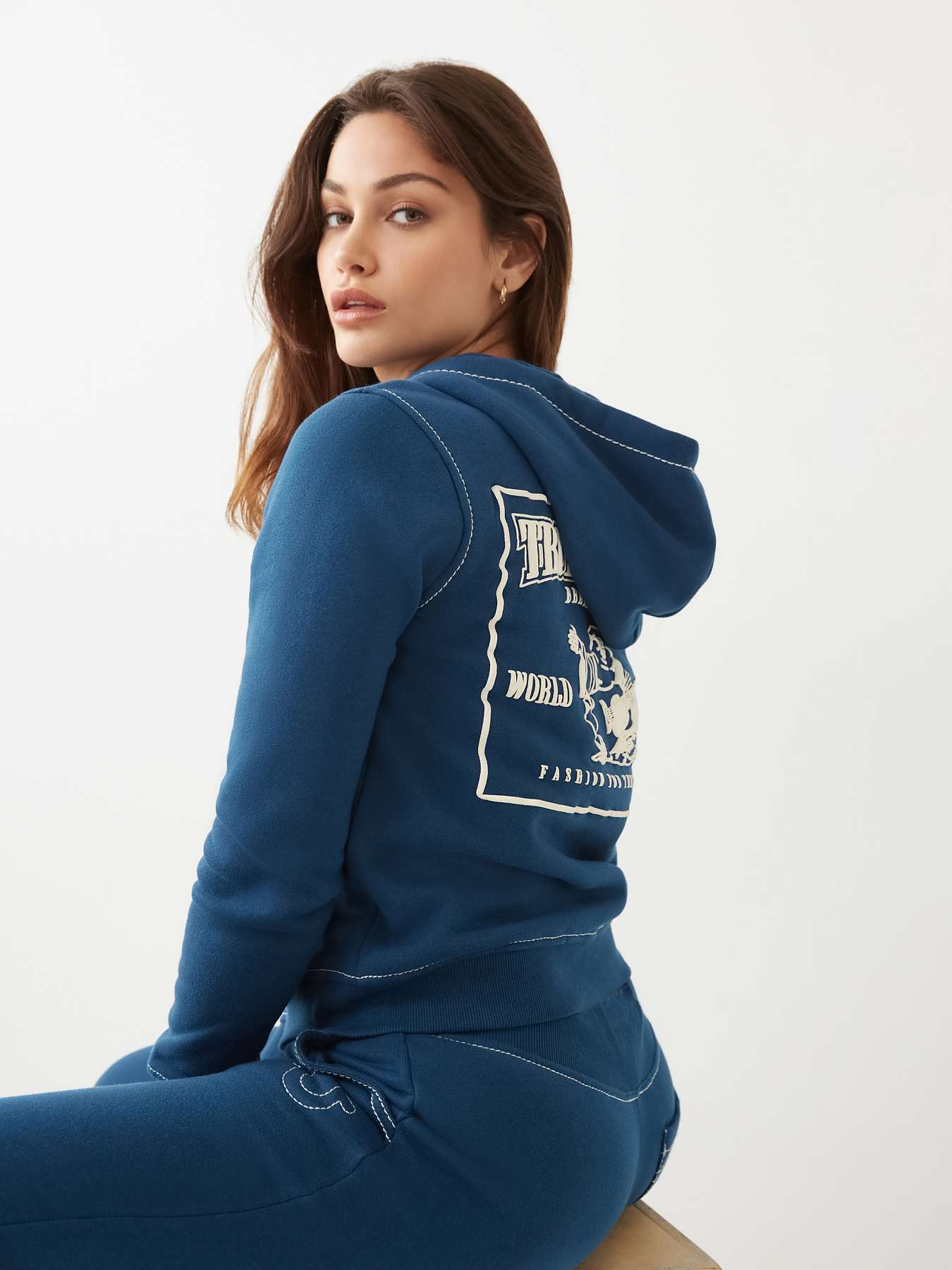 BIG T STITCH LOGO ZIP HOODIE, image 3