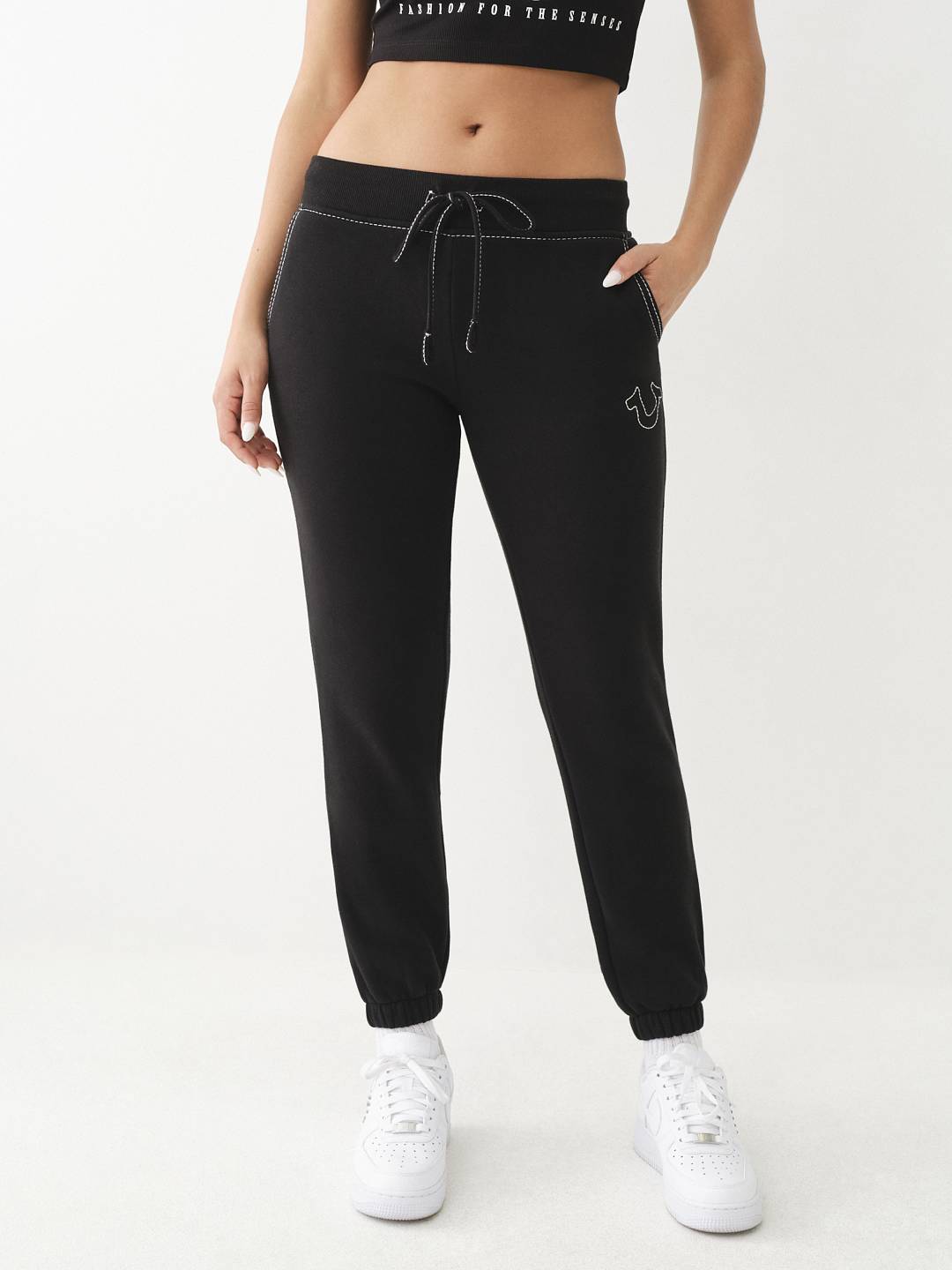 Nike Mid Waist LOOSE FIT Joggers with Contrasting Logo women