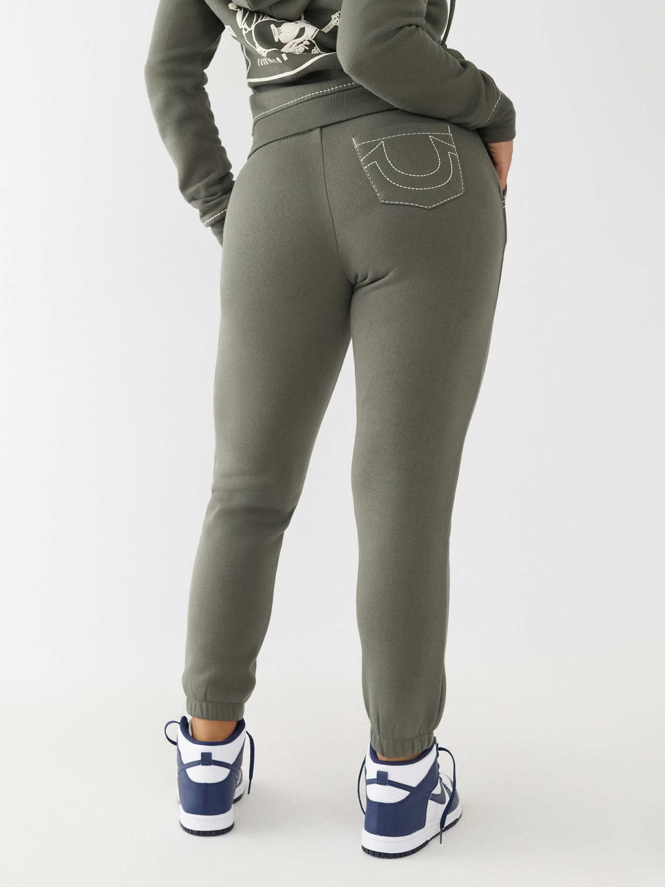 BIG T LOGO JOGGER, image 4