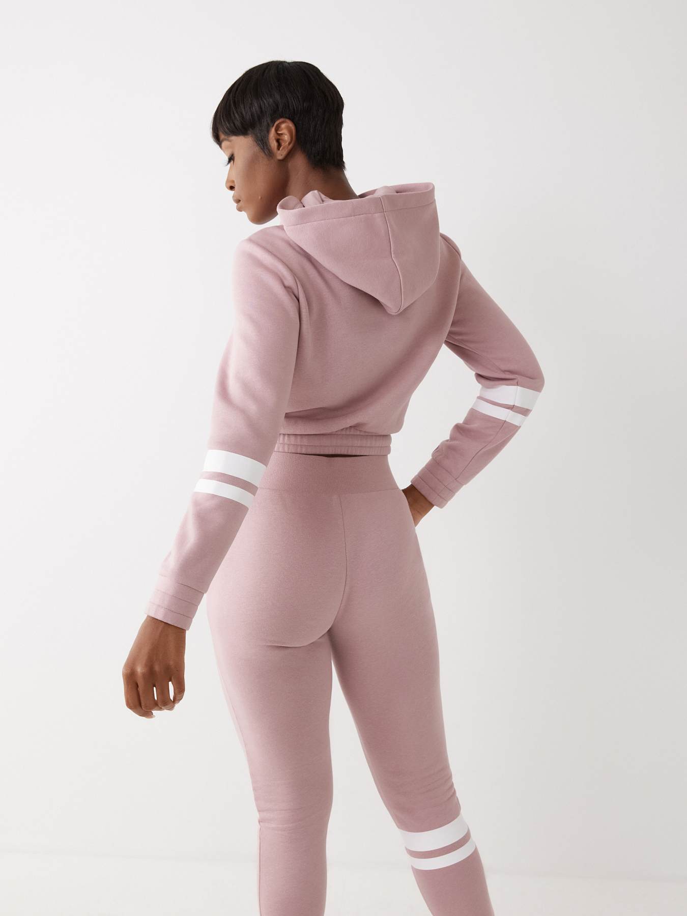 COLLEGIATE CROP HOODIE