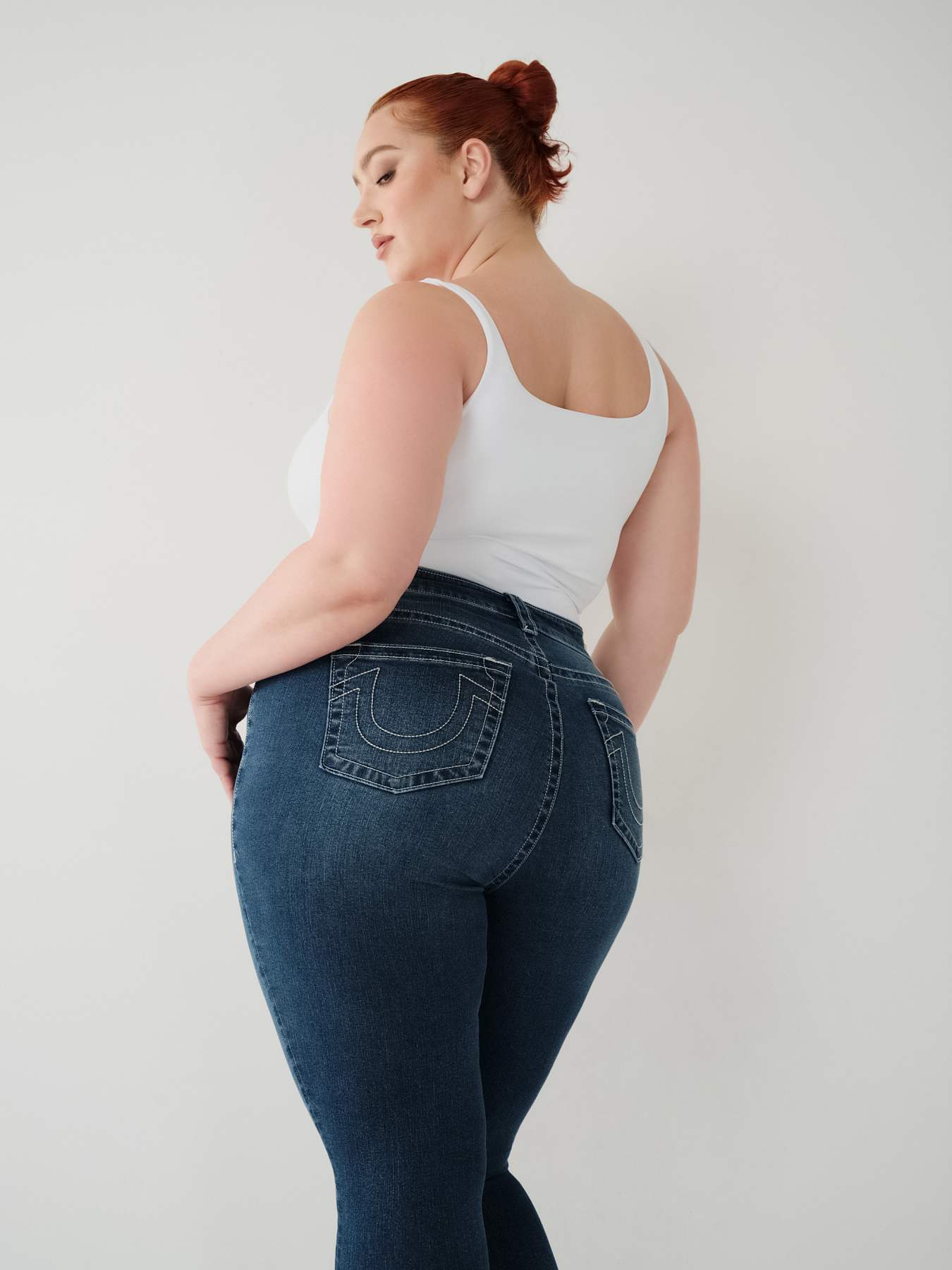 JEANS SKINNY CURVIL&Iacute;NEOS JENNIE AL TOBILLO
