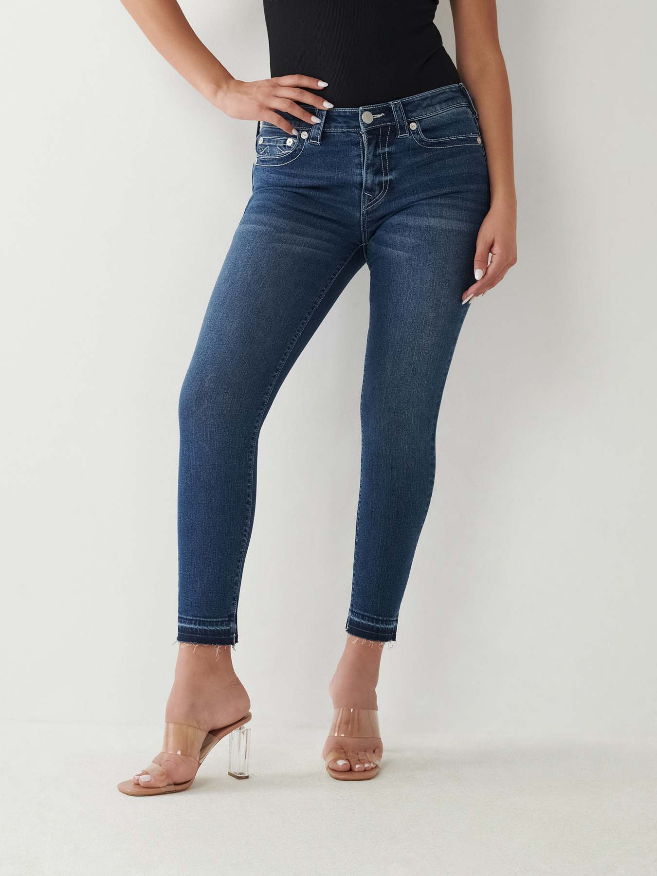 JEANS SKINNY CURVIL&Iacute;NEOS JENNIE AL TOBILLO