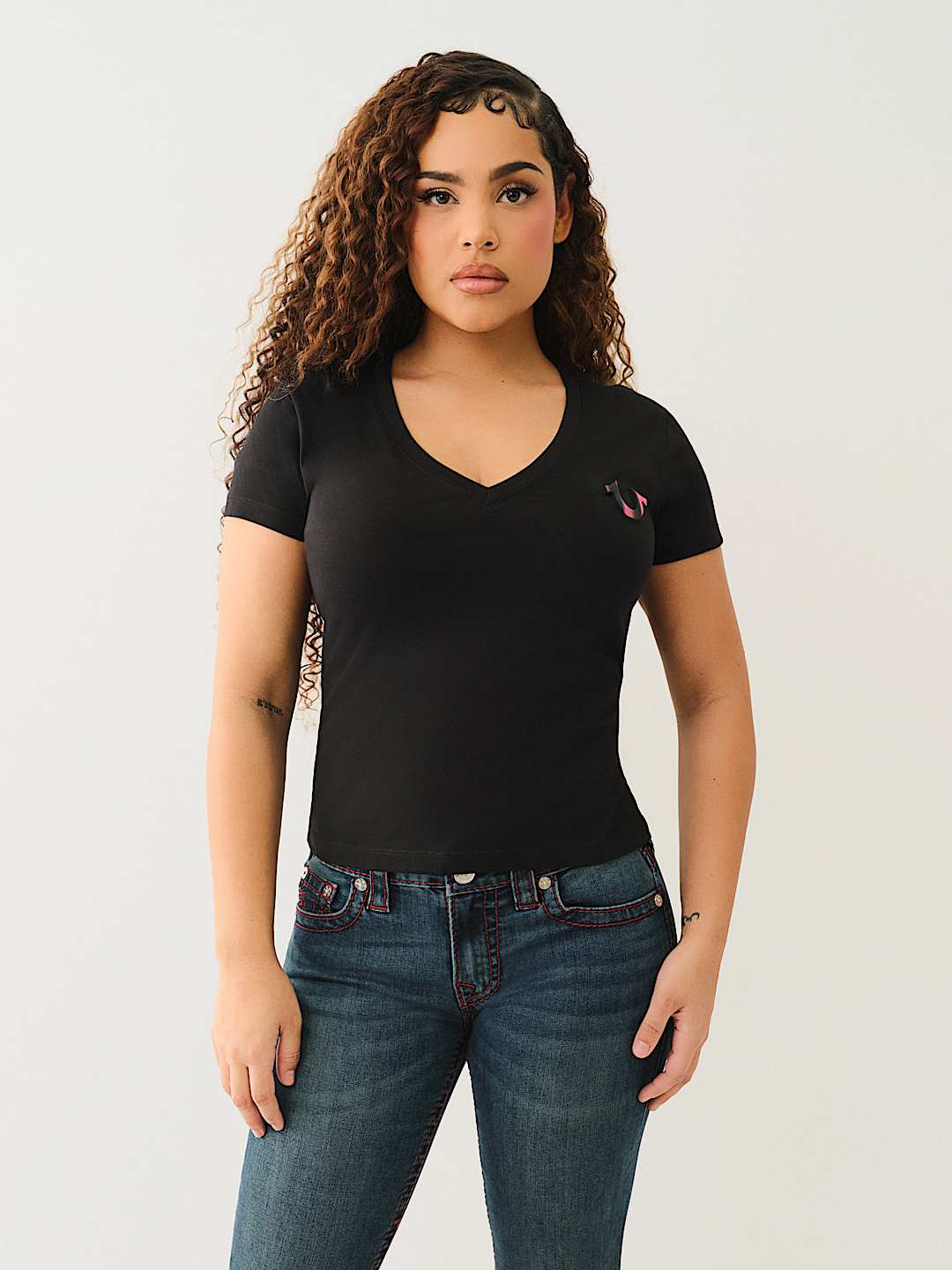 TRUE LOGO V TEE, image 2