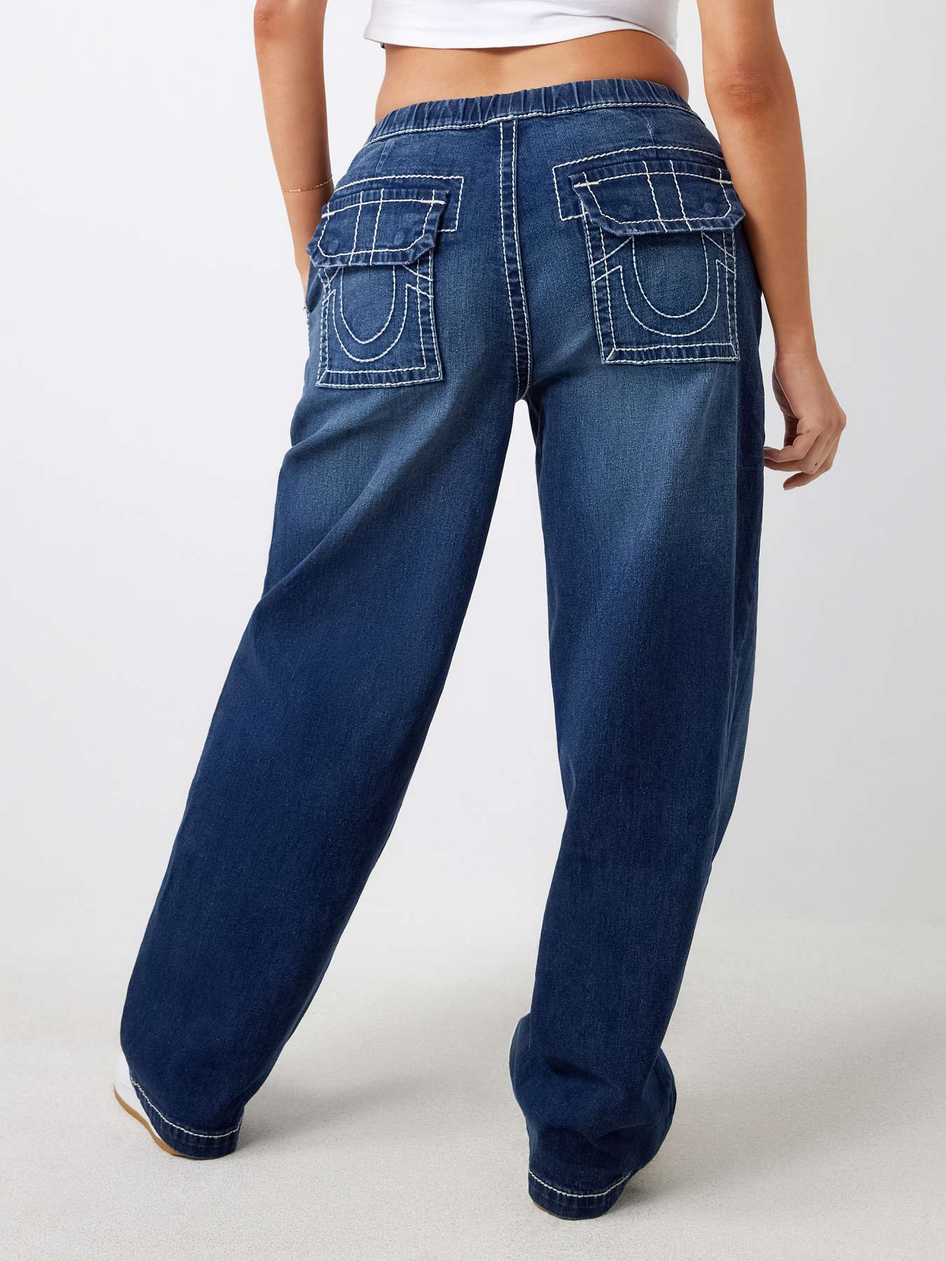 RELAXED BAGGY BIG T CARGO JEAN