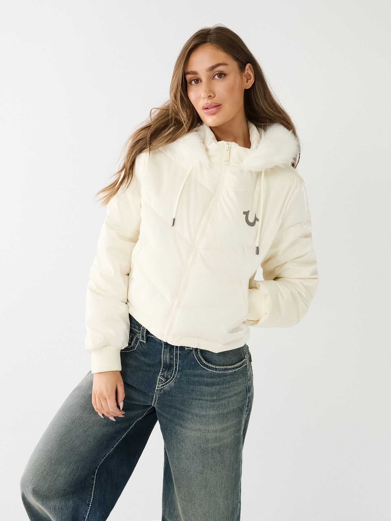 Puffer jacket with discount white fur hood