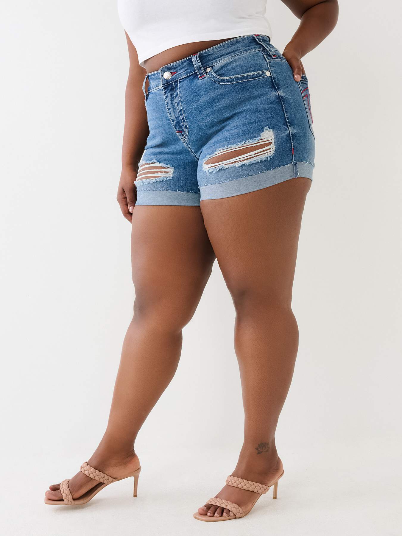 PLUS JENNIE DISTRESSED ROLLED SHORT , image 5