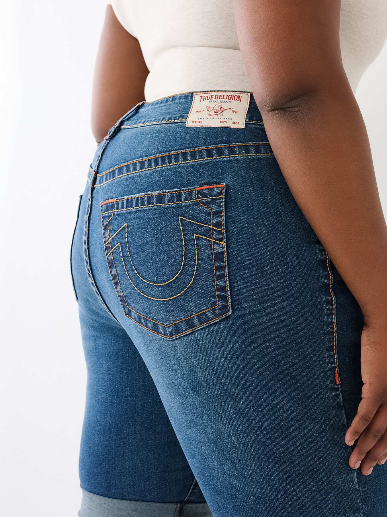 PLUS RILEY MID RISE BERMUDA SHORT True Religion