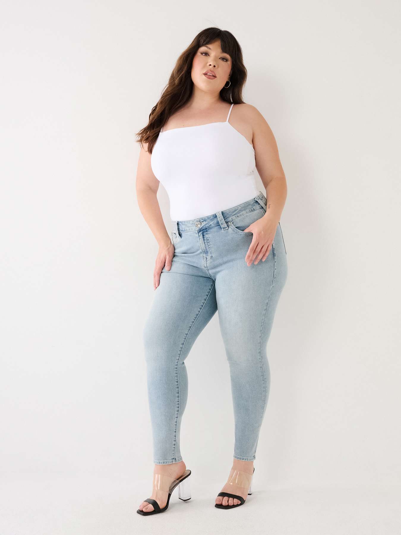 PLUS HALLE MID RISE SUPER SKINNY JEAN