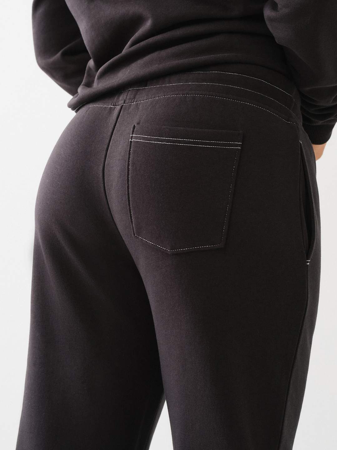 STUDDED FLEECE JOGGER, image 6