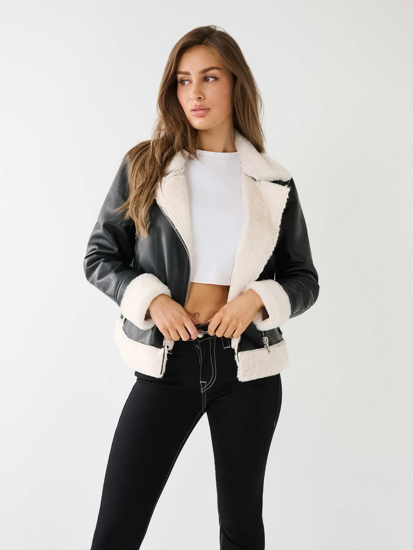 Chic and Curvy on X: Vegan Leather Crop Jacket with Faux Fur Trim + Faux  Leather Leggings   / X