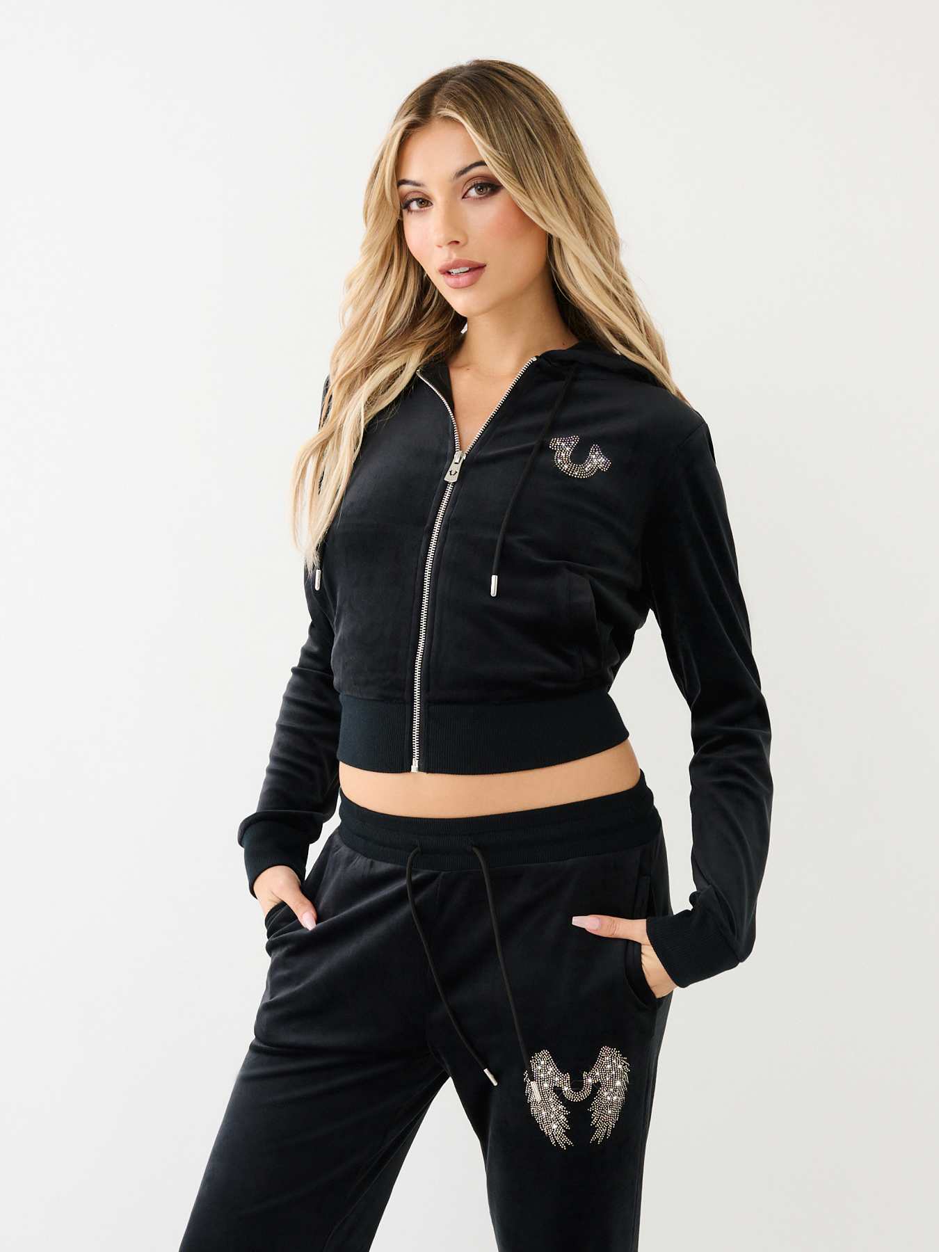 Women's 2 Piece Outfits Velvet Zip Hoodie Sweatshirt & Sweatpants  Sweatsuits and Velour Tracksuit Sets Jogging Suit (Small, Coral) :  : Clothing, Shoes & Accessories