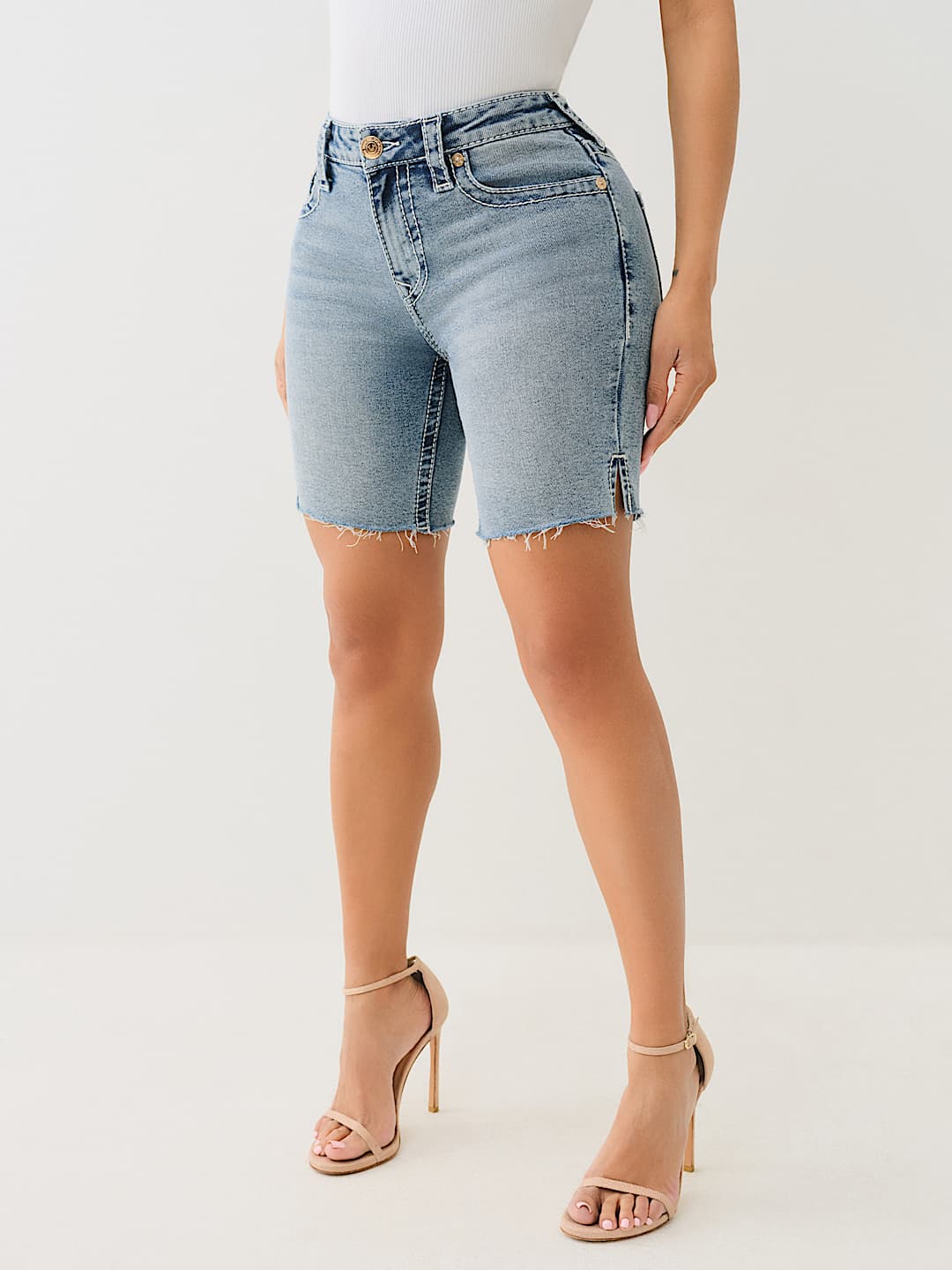 BERMUDA MID RISE BIG T SHORT, image 3