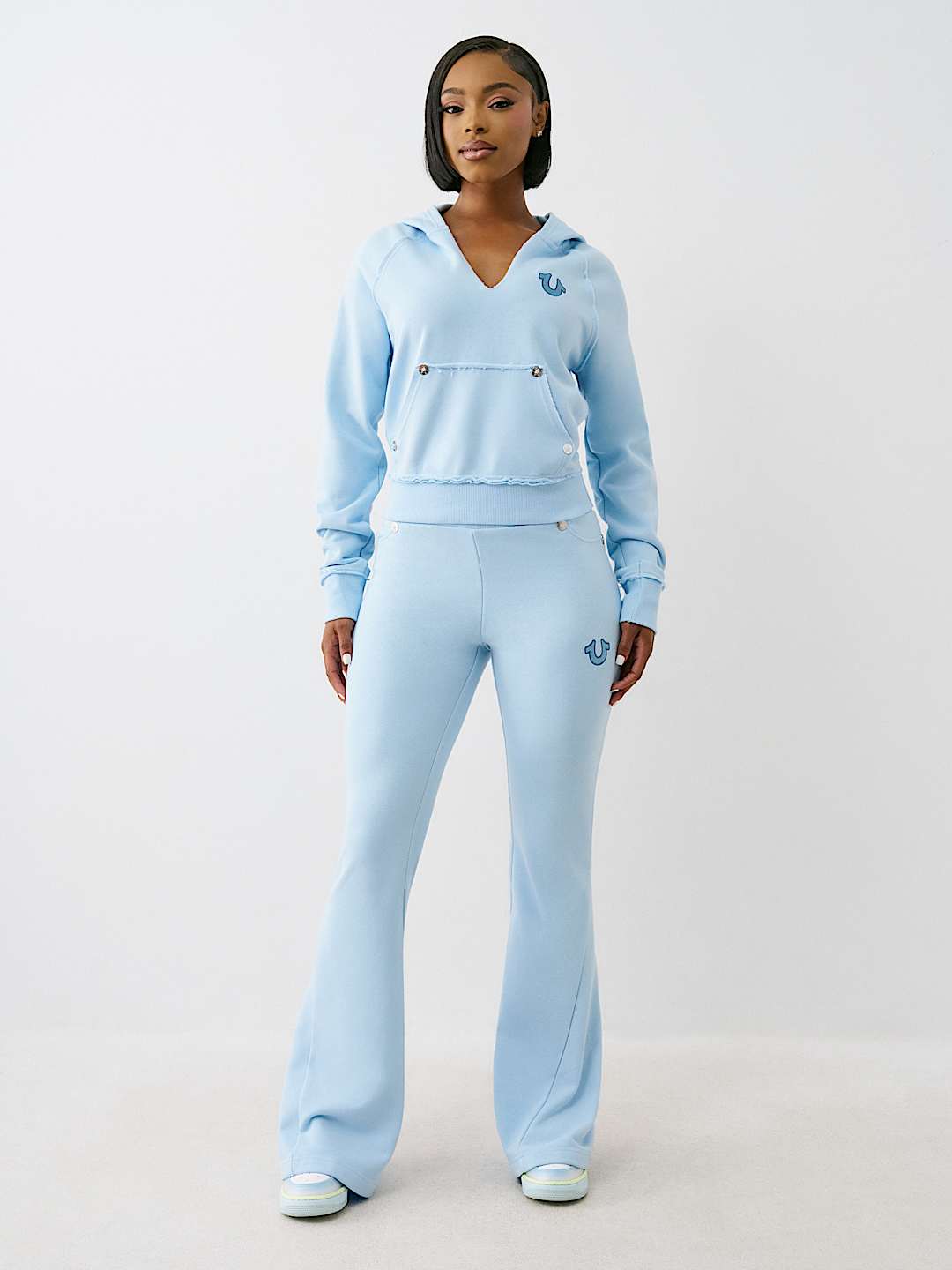 EMBROIDERED TERRY V NOTCH HOODIE