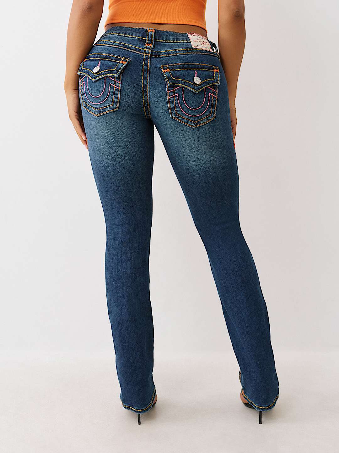 BILLIE LOW RISE SUPER T STRAIGHT JEAN