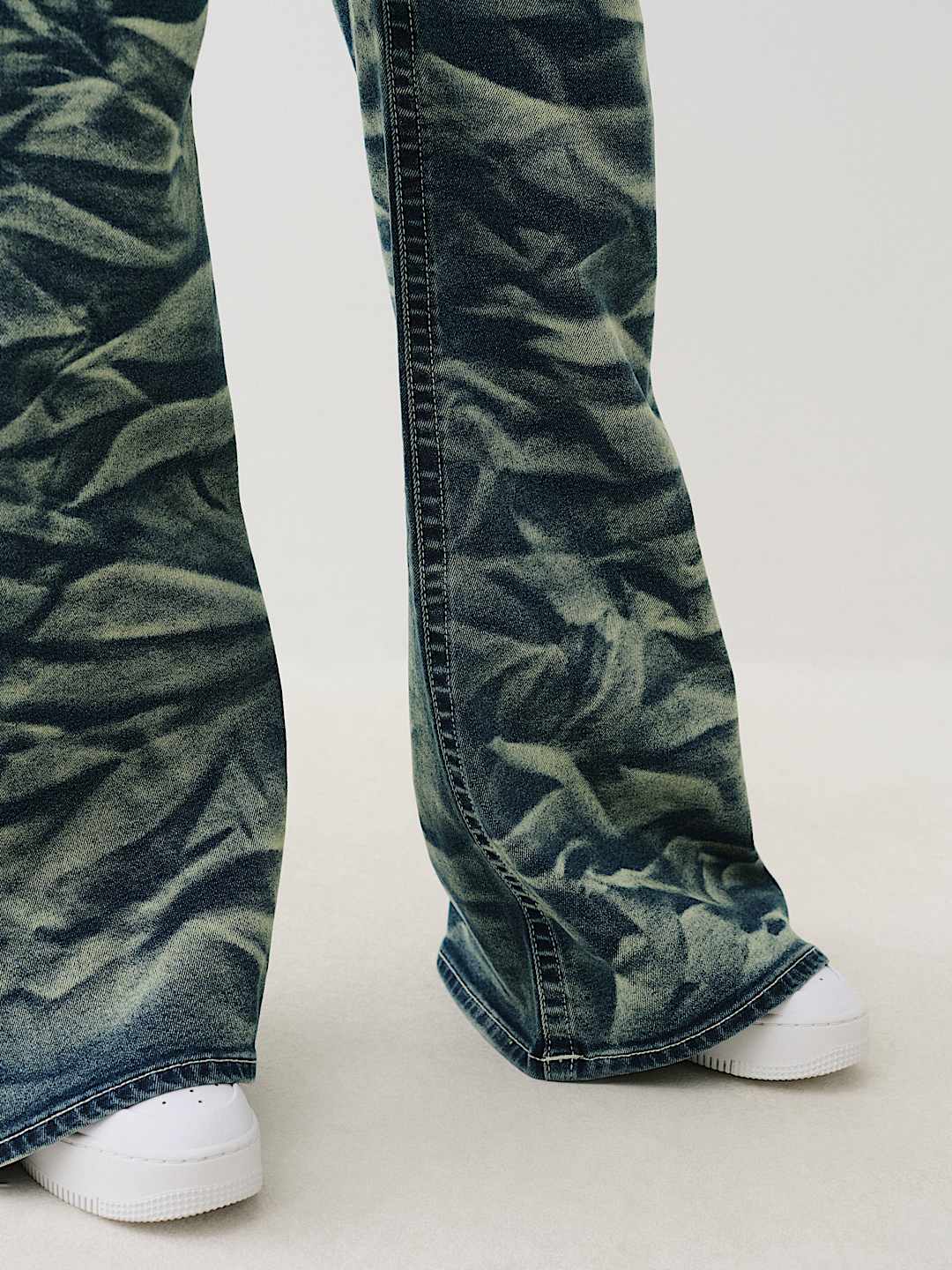 KATRINA HIGH RISE CRINKLE WASH RELAXED FLARE JEAN