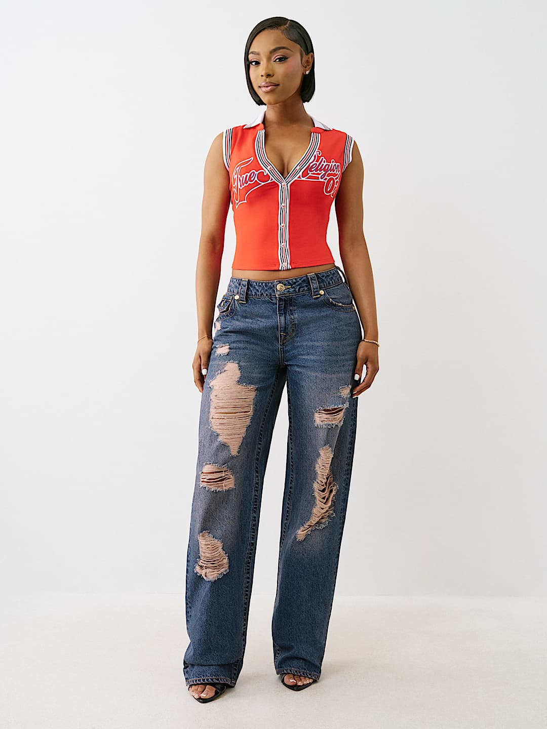 DISTRESSED MID RISE RELAXED JEAN