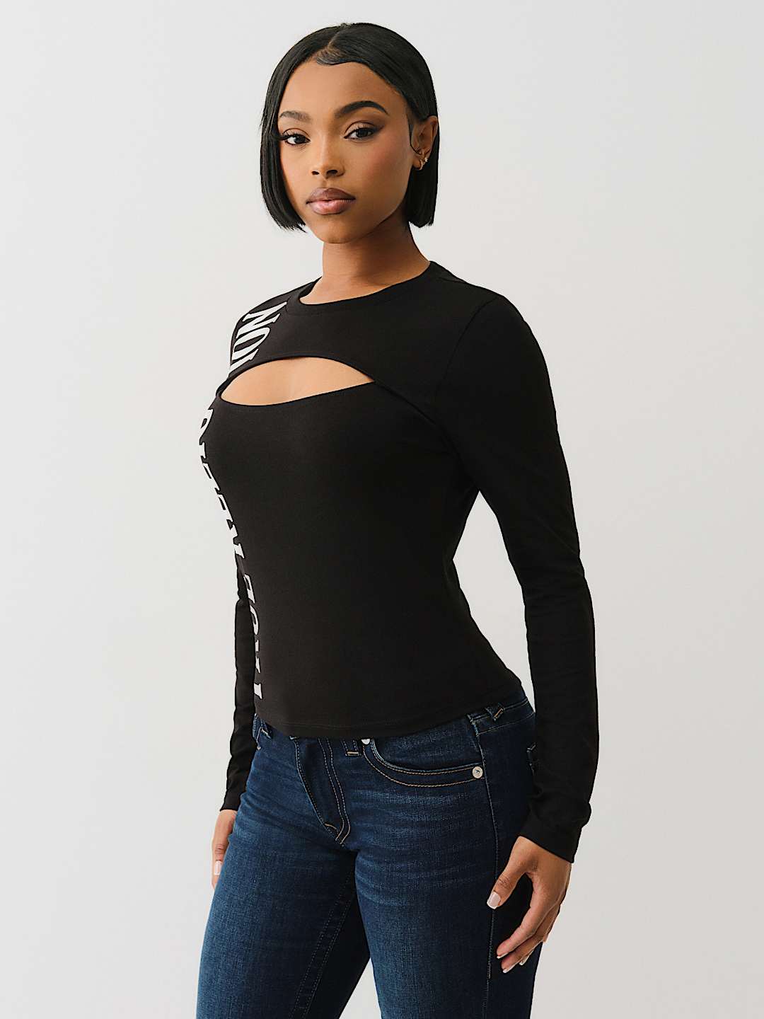 LONG SLEEVE KEYHOLE LOGO TOP