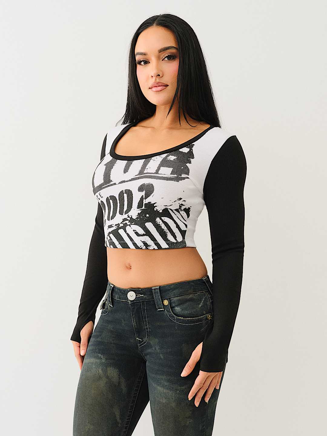 COLORBLOCK RIBBED SCOOP NECK TEE
