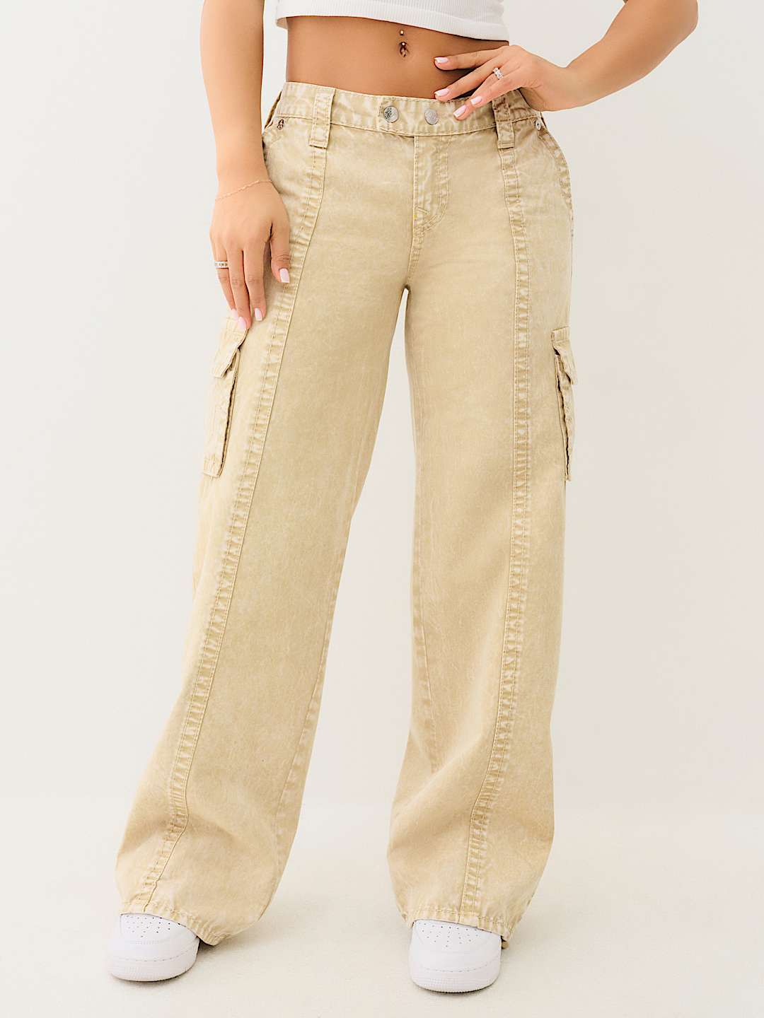 BOBBI LOW RISE BIG T RELAXED CARGO PANT