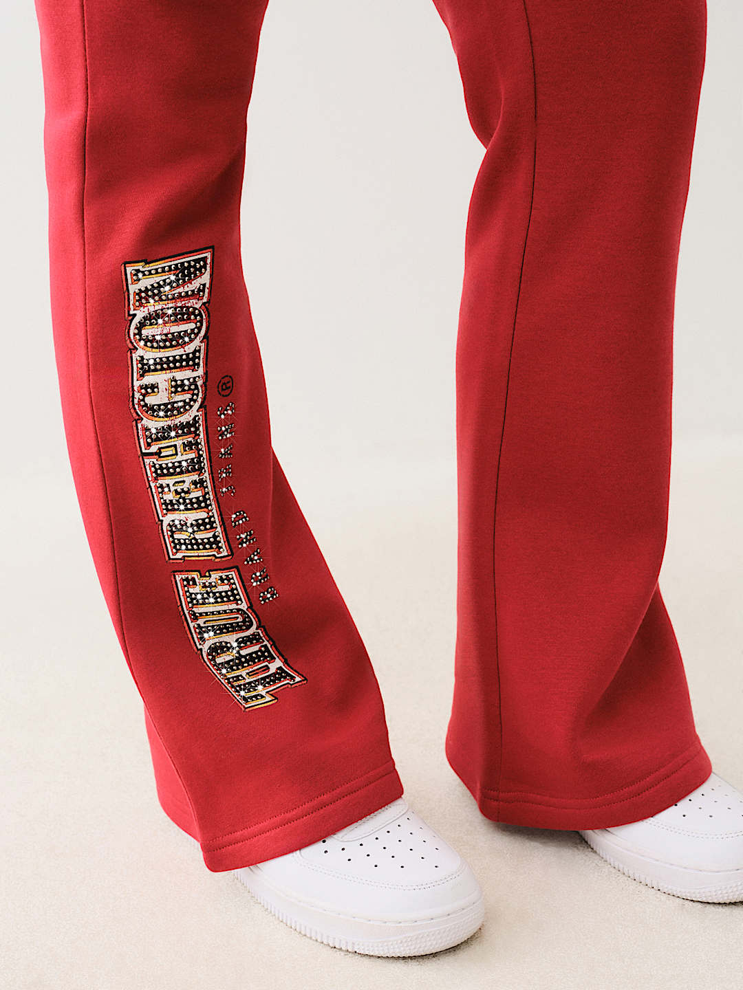 CRYSTAL TIGER FLARED SWEAT PANT