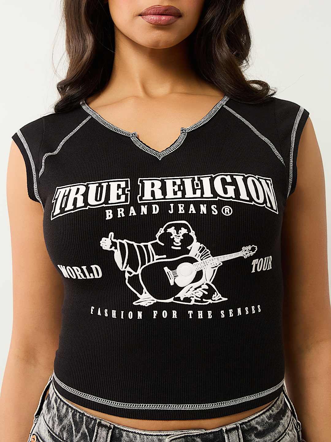 RIBBED WORLD TOUR NOTCH BABY TEE