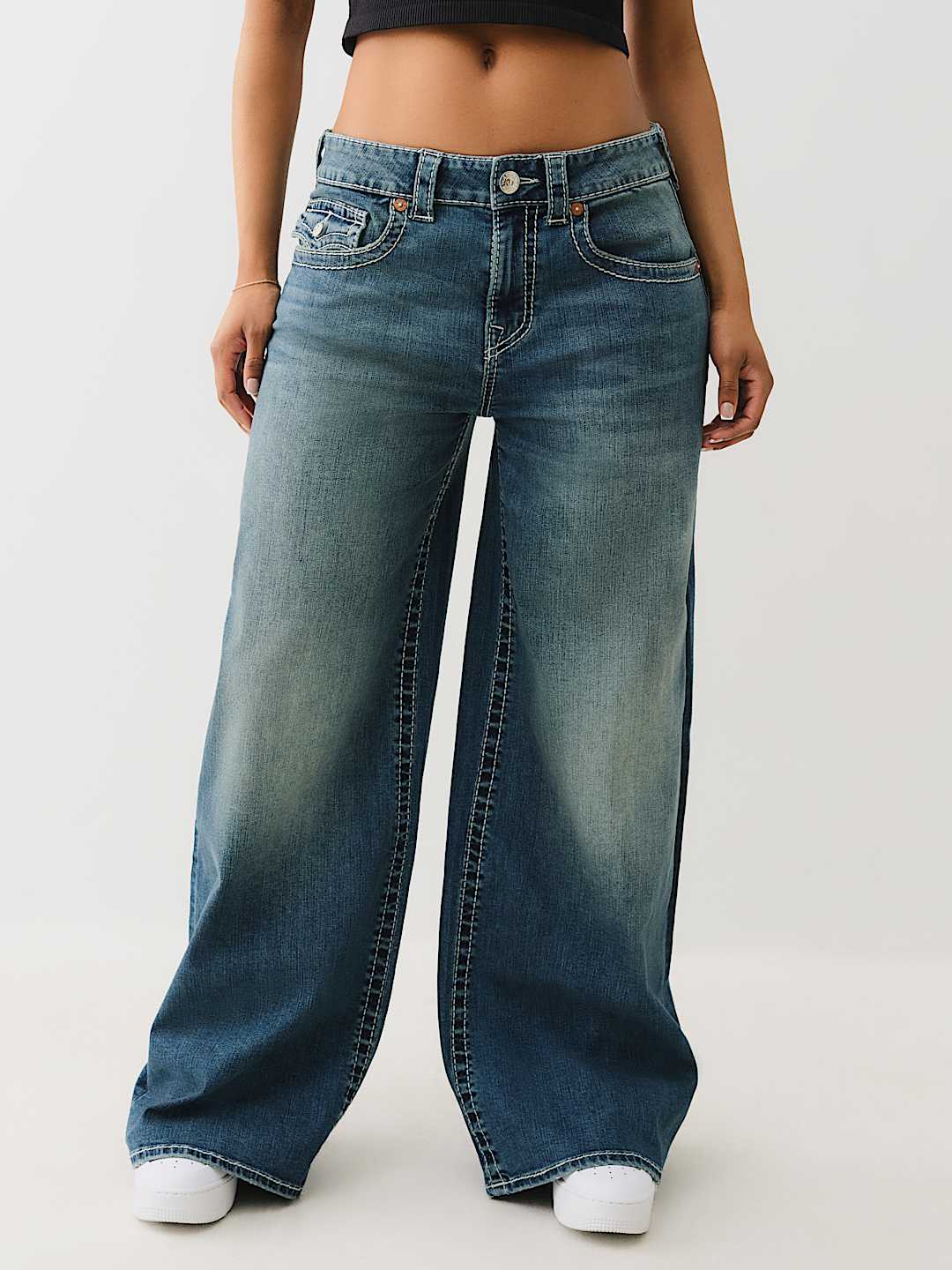 JESSIE WINGED BIG T BAGGY JEAN