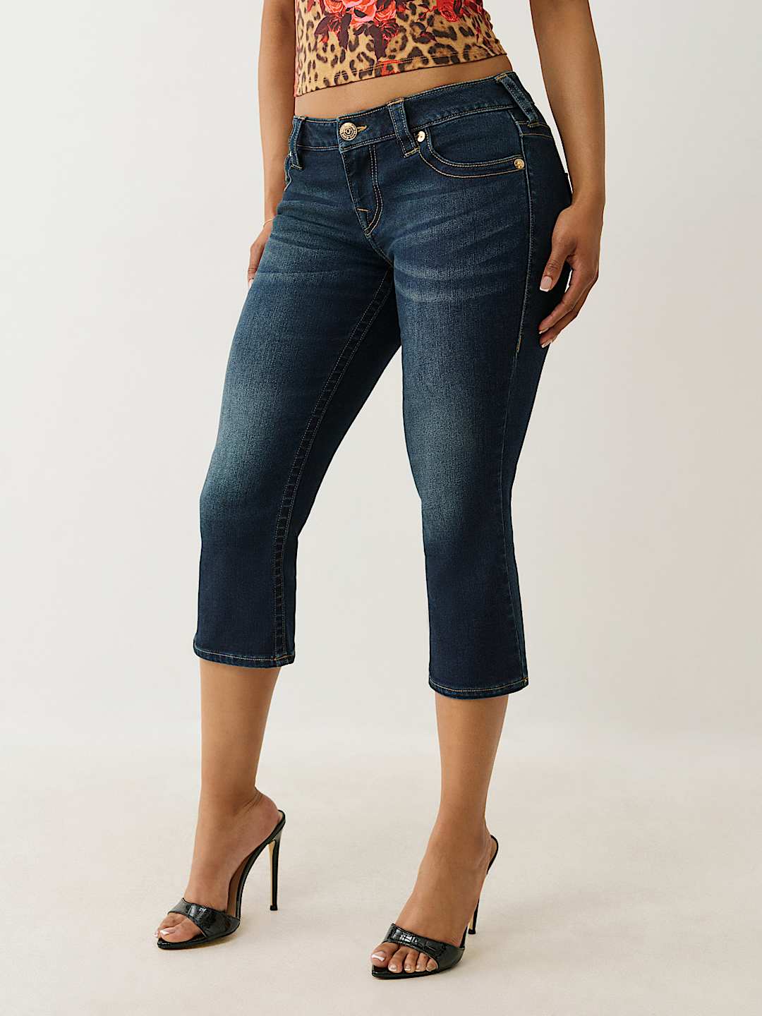 LOW RISE CAPRI